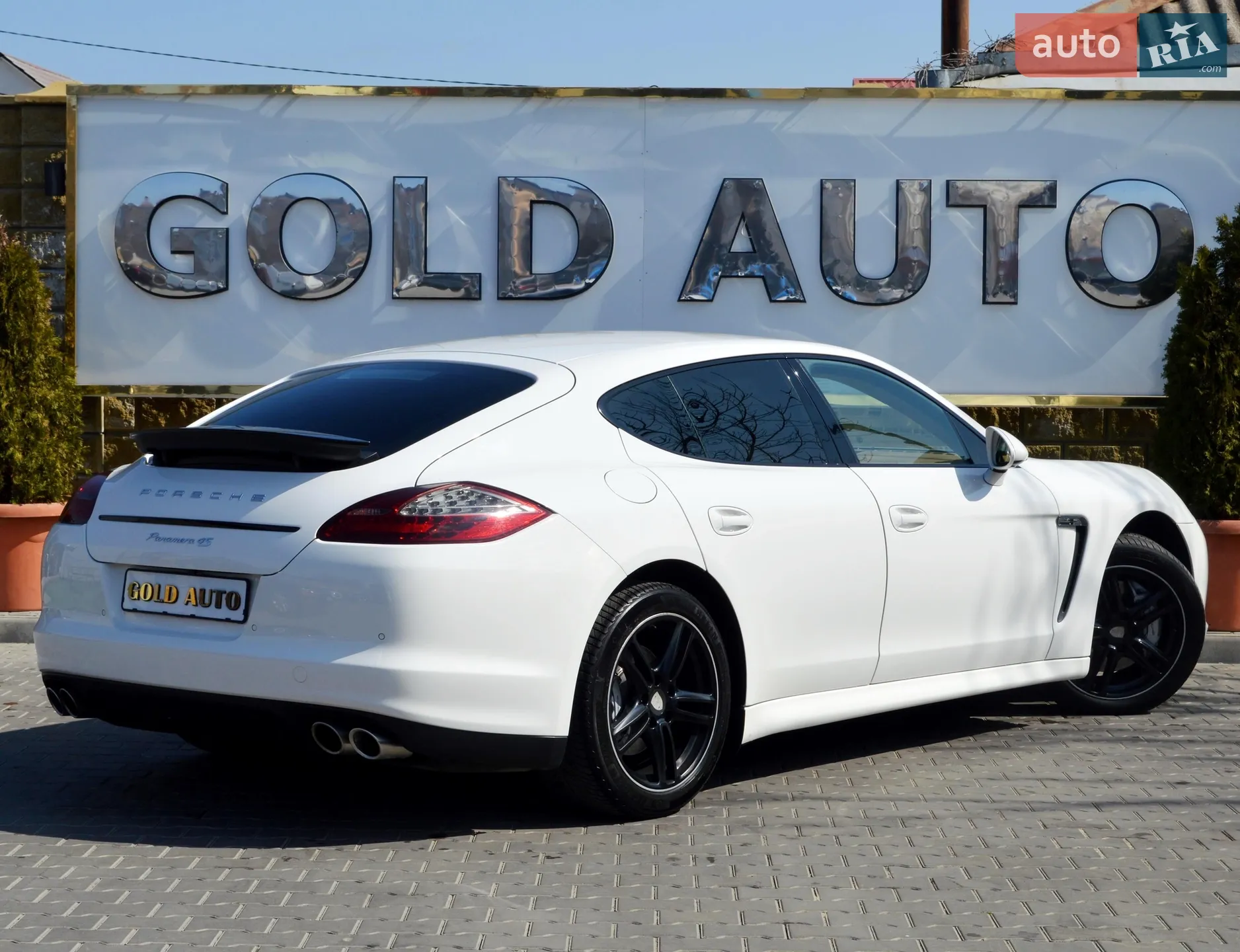 2011 Porsche Panamera - мініатюра 10