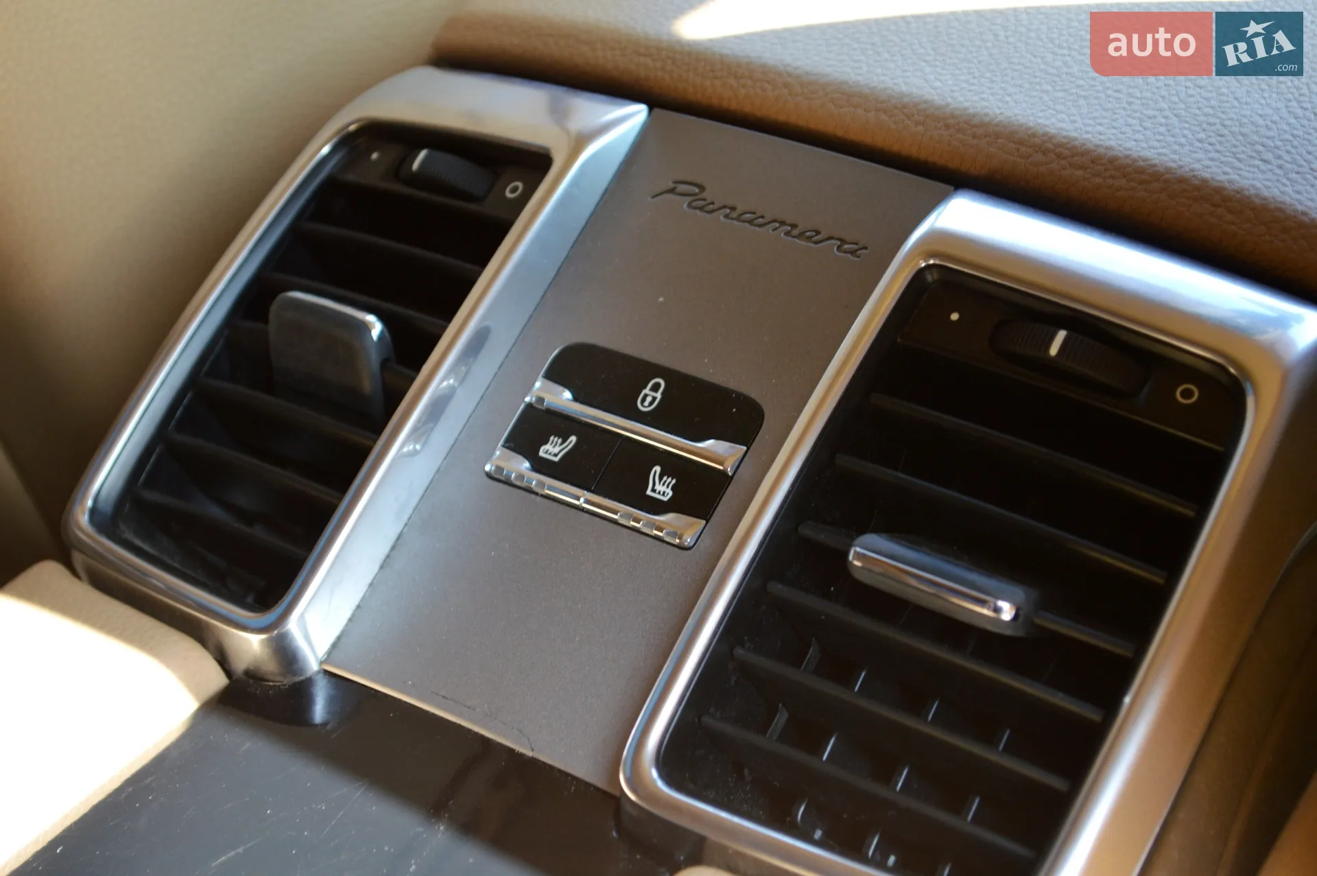 2011 Porsche Panamera - мініатюра 39