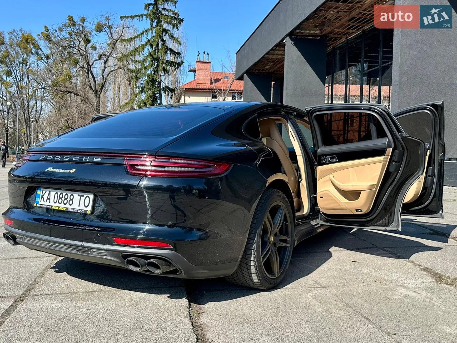 2017 Porsche Panamera - мініатюра 8