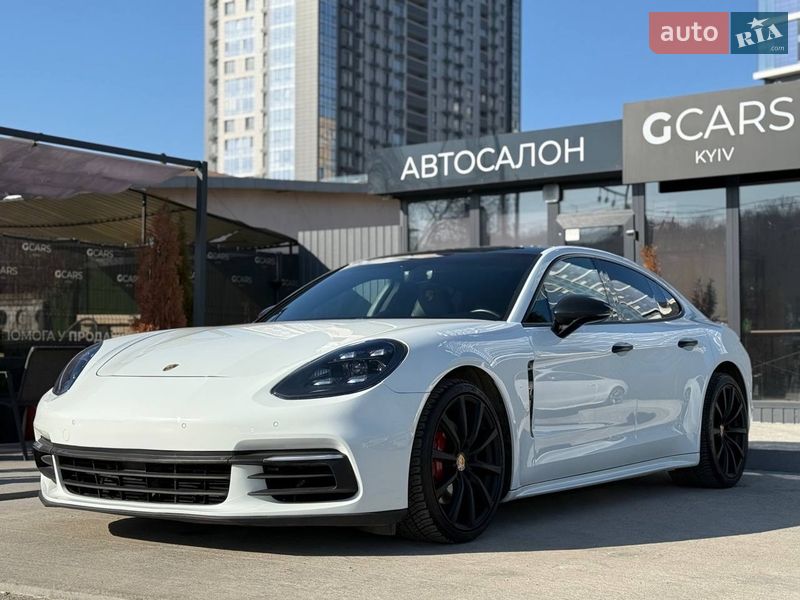 Porsche Panamera 2019