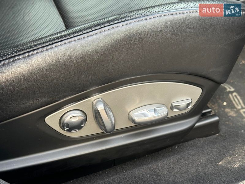 Фастбэк Porsche Panamera 2013 в Виннице