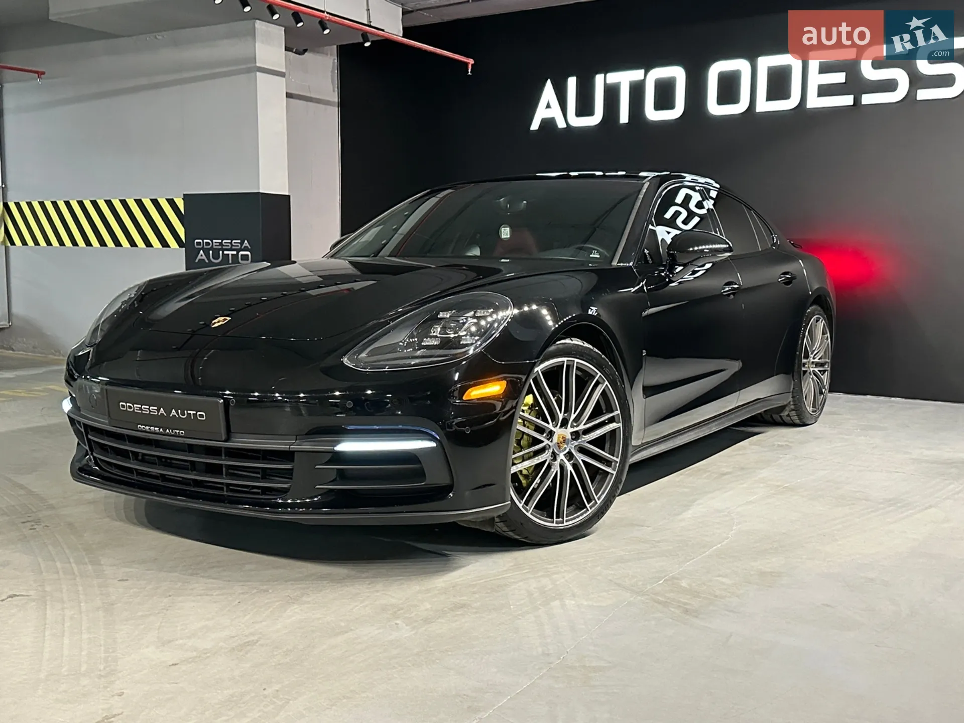 2017 Porsche Panamera - фото 1