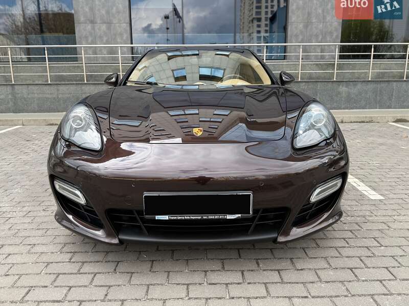 Porsche Panamera 2013