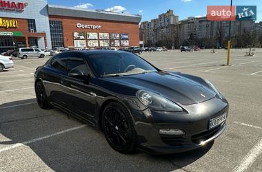Фастбек Porsche Panamera 2009 в Києві