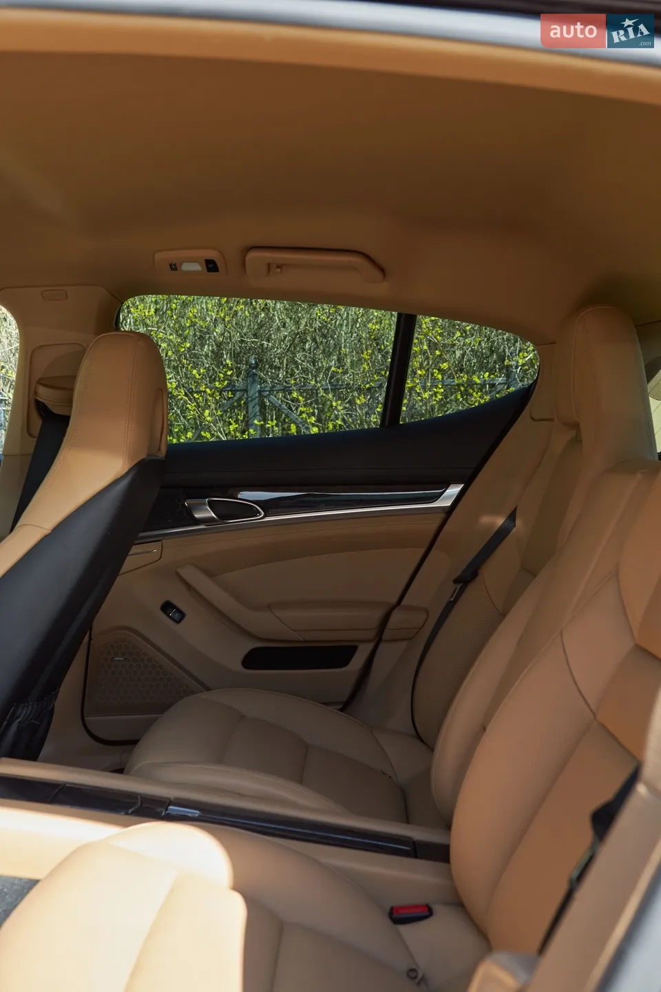 2015 Porsche Panamera - мініатюра 18
