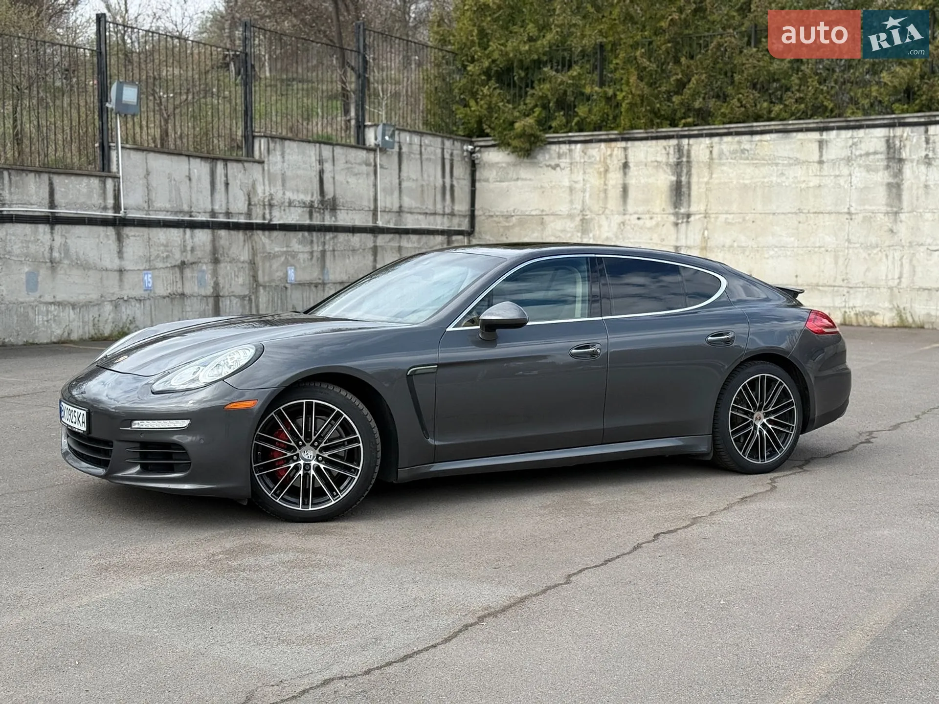 2014 Porsche Panamera - мініатюра 16