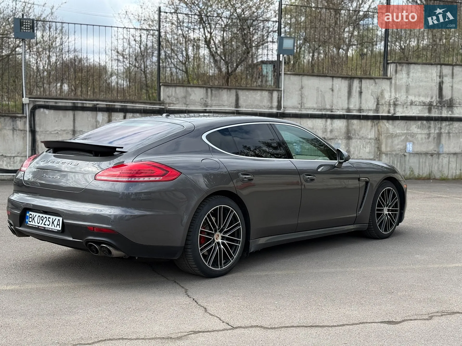 2014 Porsche Panamera - мініатюра 24