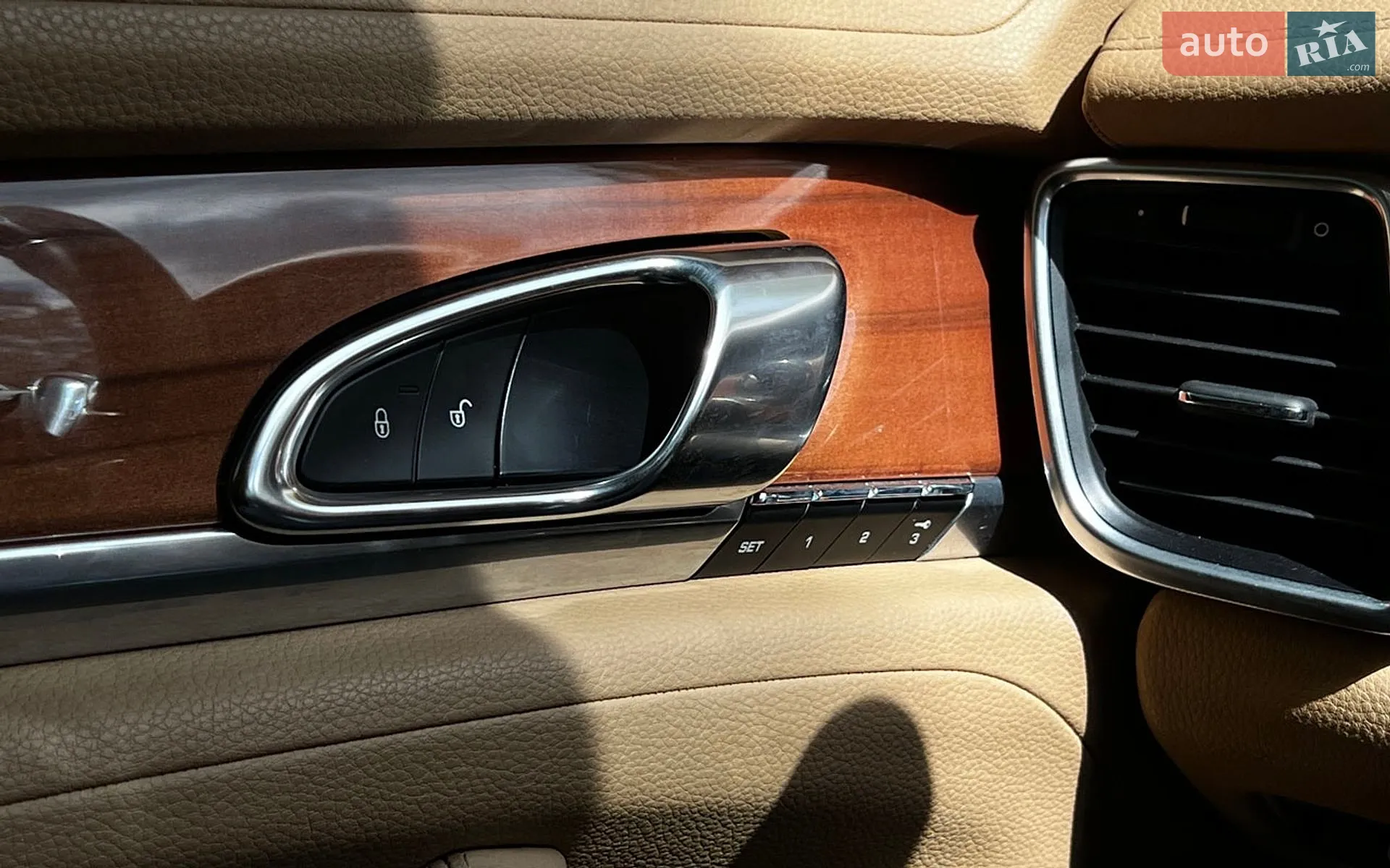 2013 Porsche Panamera - мініатюра 11
