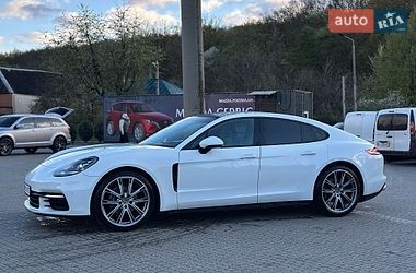 Фастбэк Porsche Panamera 2018 в Полтаве