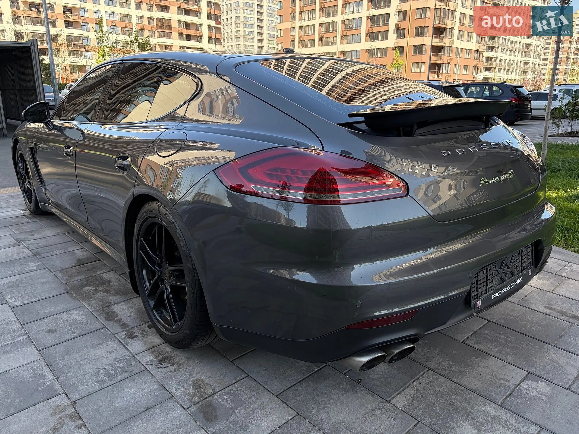 2015 Porsche Panamera - мініатюра 21