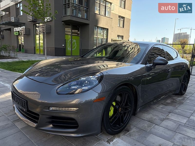 Porsche Panamera 2015