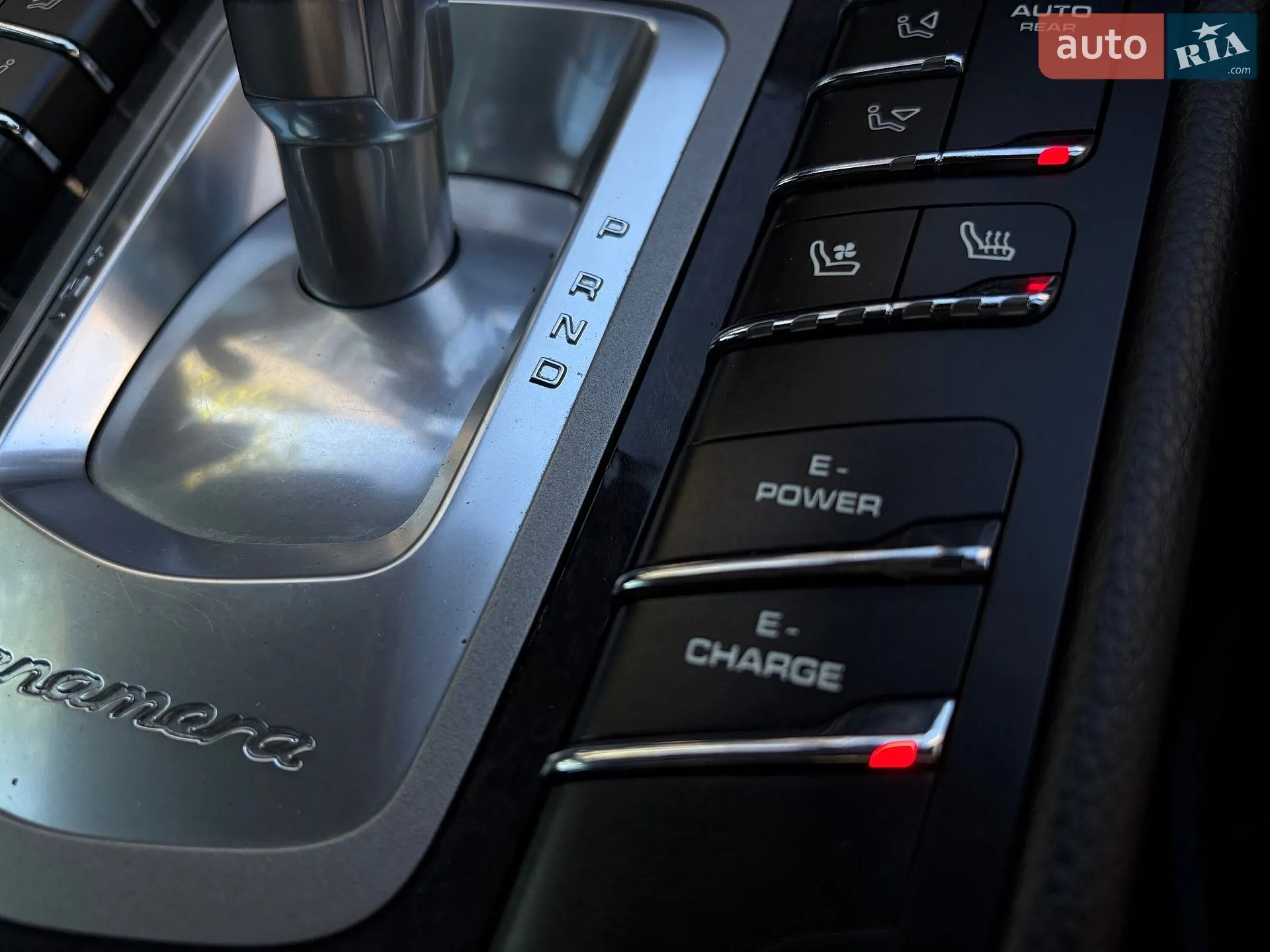 2015 Porsche Panamera - мініатюра 15