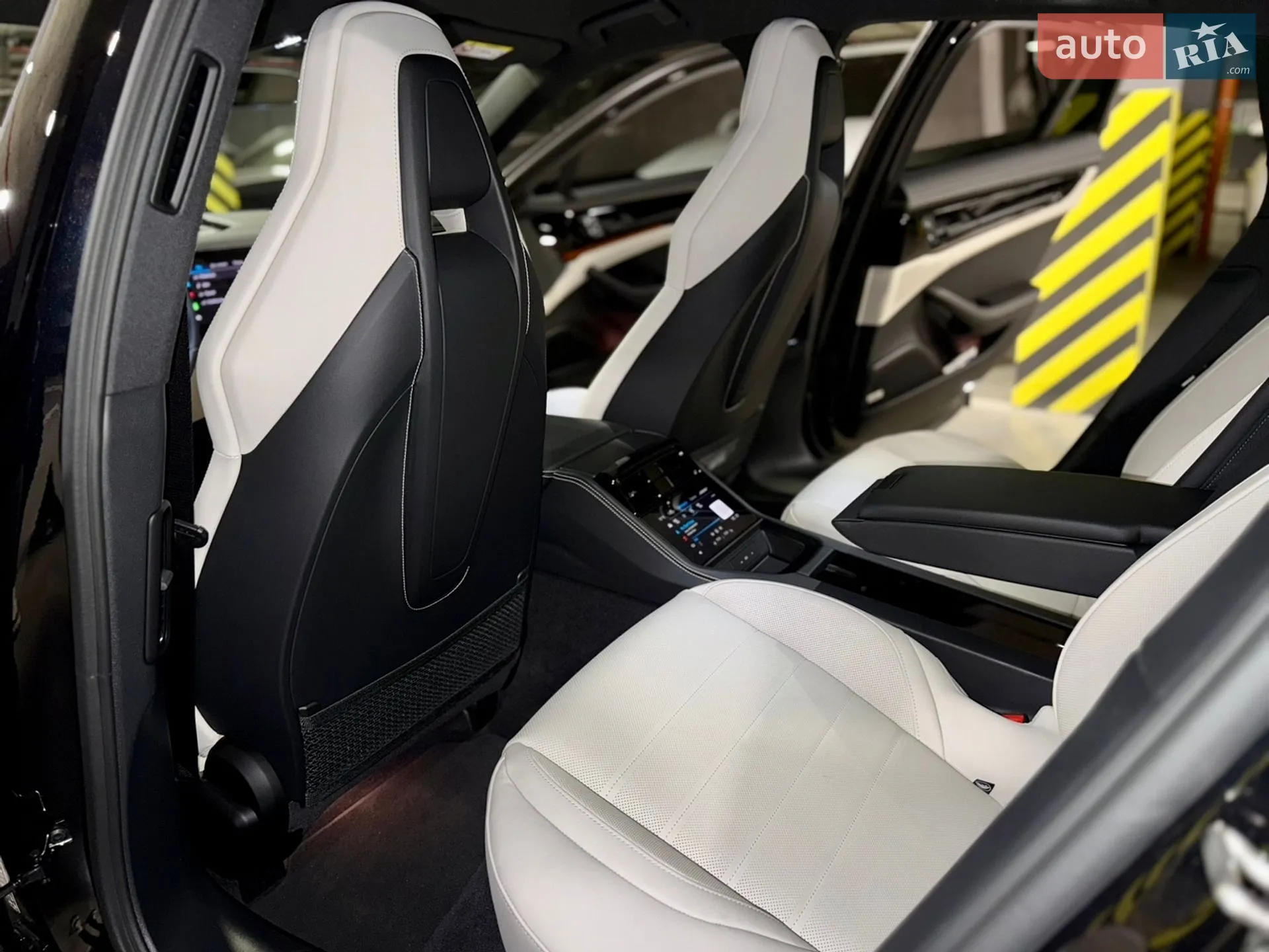 2024 Porsche Panamera - мініатюра 29