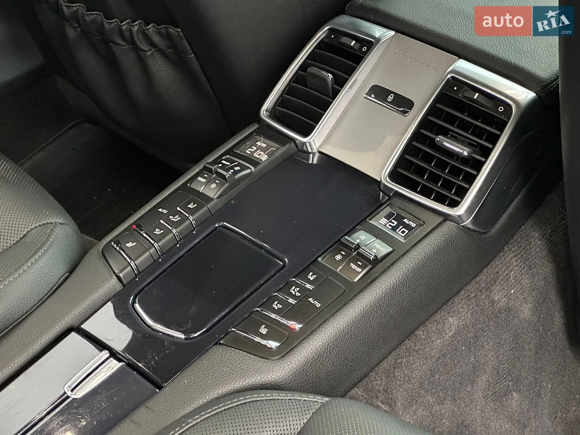 2014 Porsche Panamera - мініатюра 44