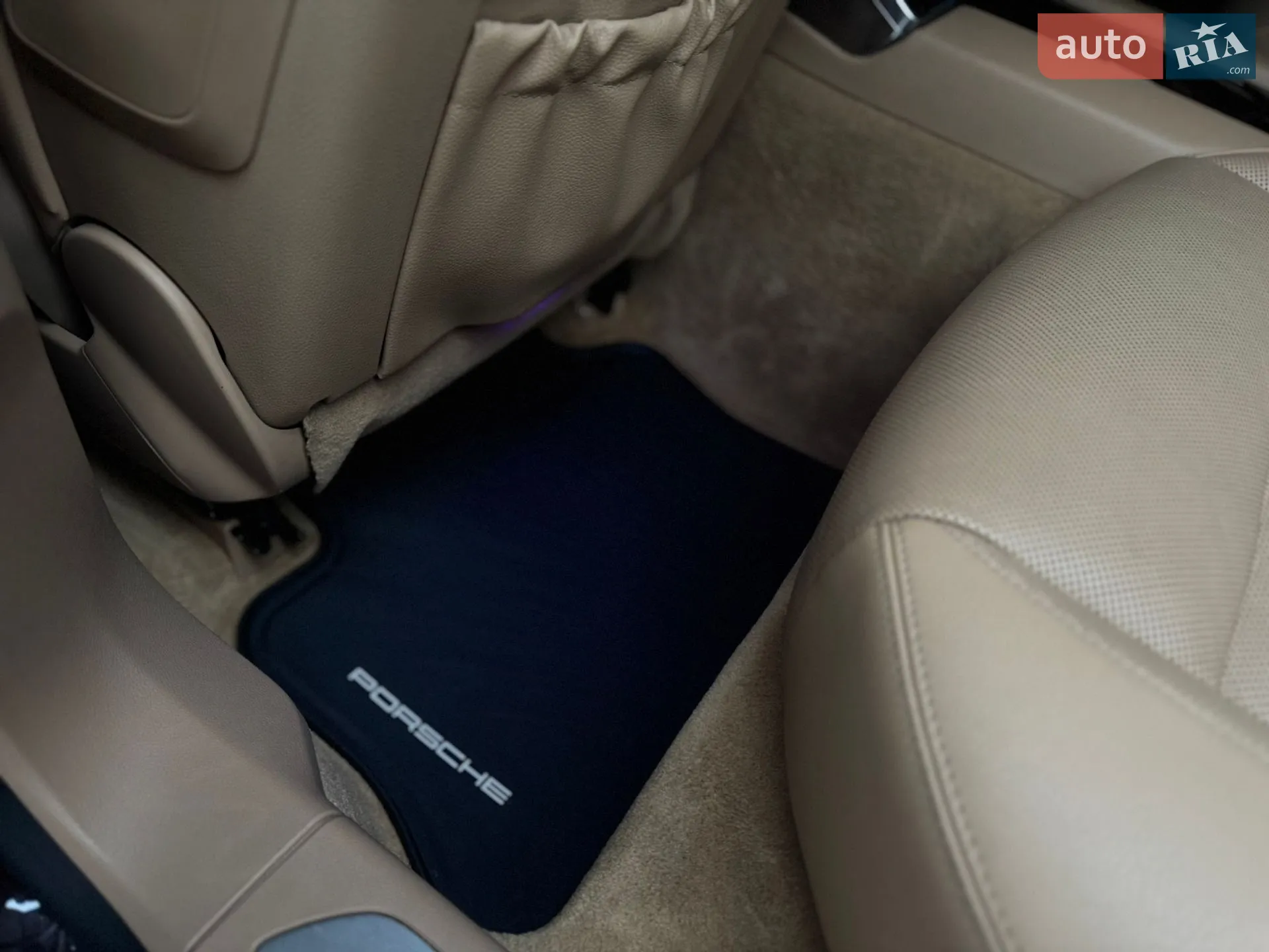 2012 Porsche Panamera - мініатюра 12