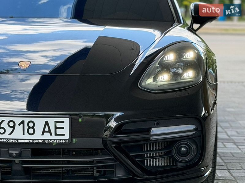Фастбэк Porsche Panamera 2016 в Днепре
