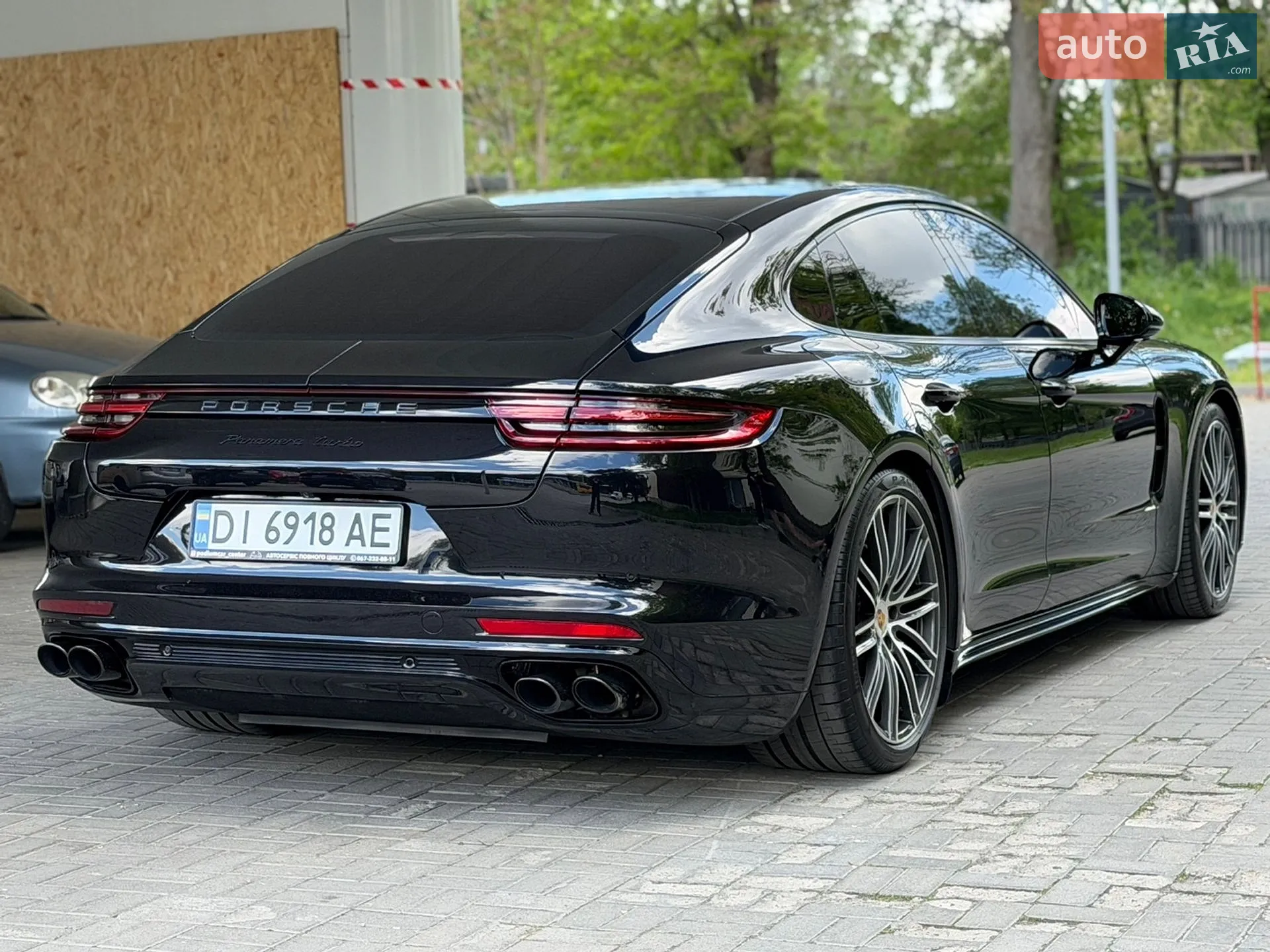 2016 Porsche Panamera - мініатюра 16