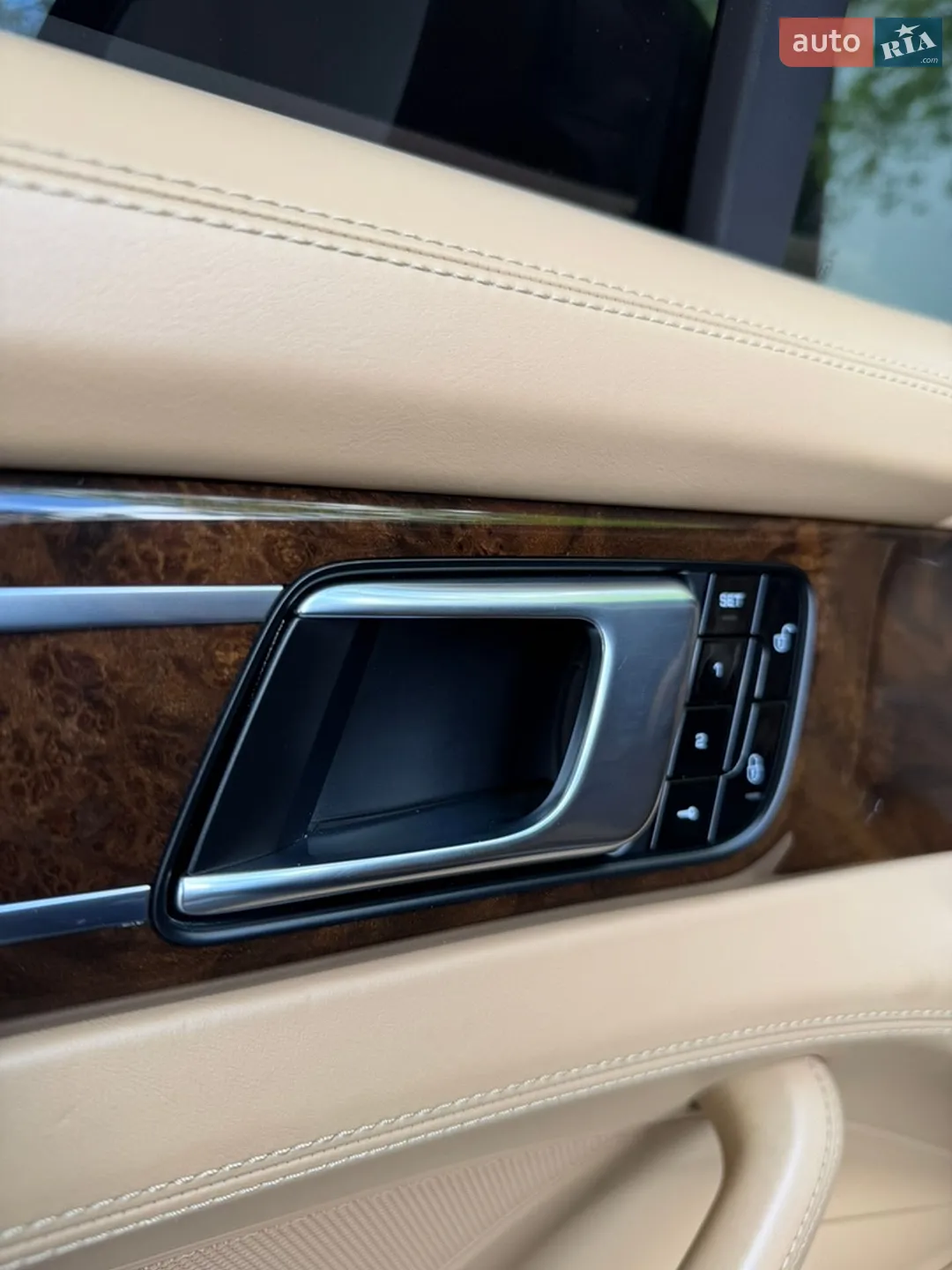 2016 Porsche Panamera - мініатюра 31