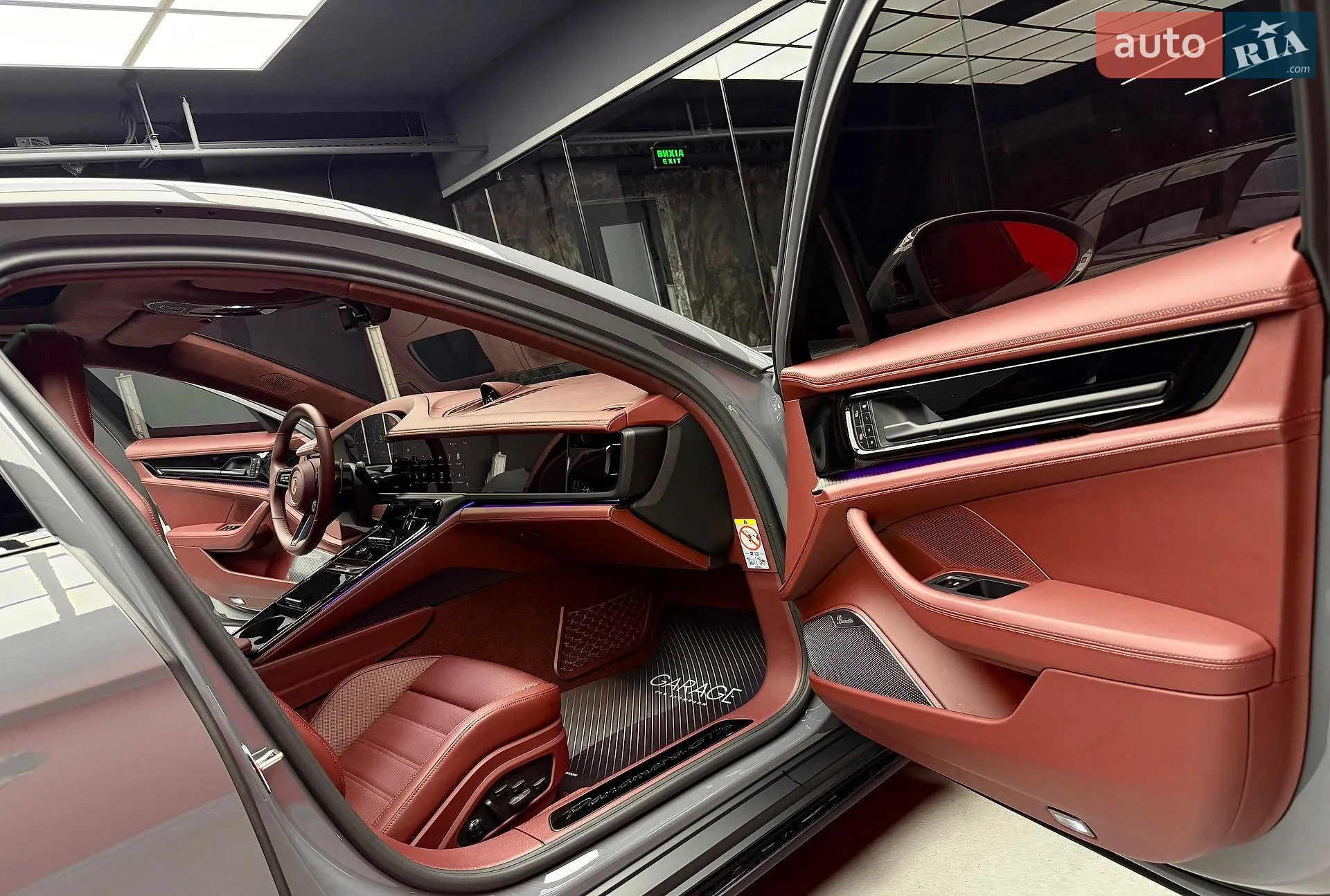 2025 Porsche Panamera - мініатюра 53