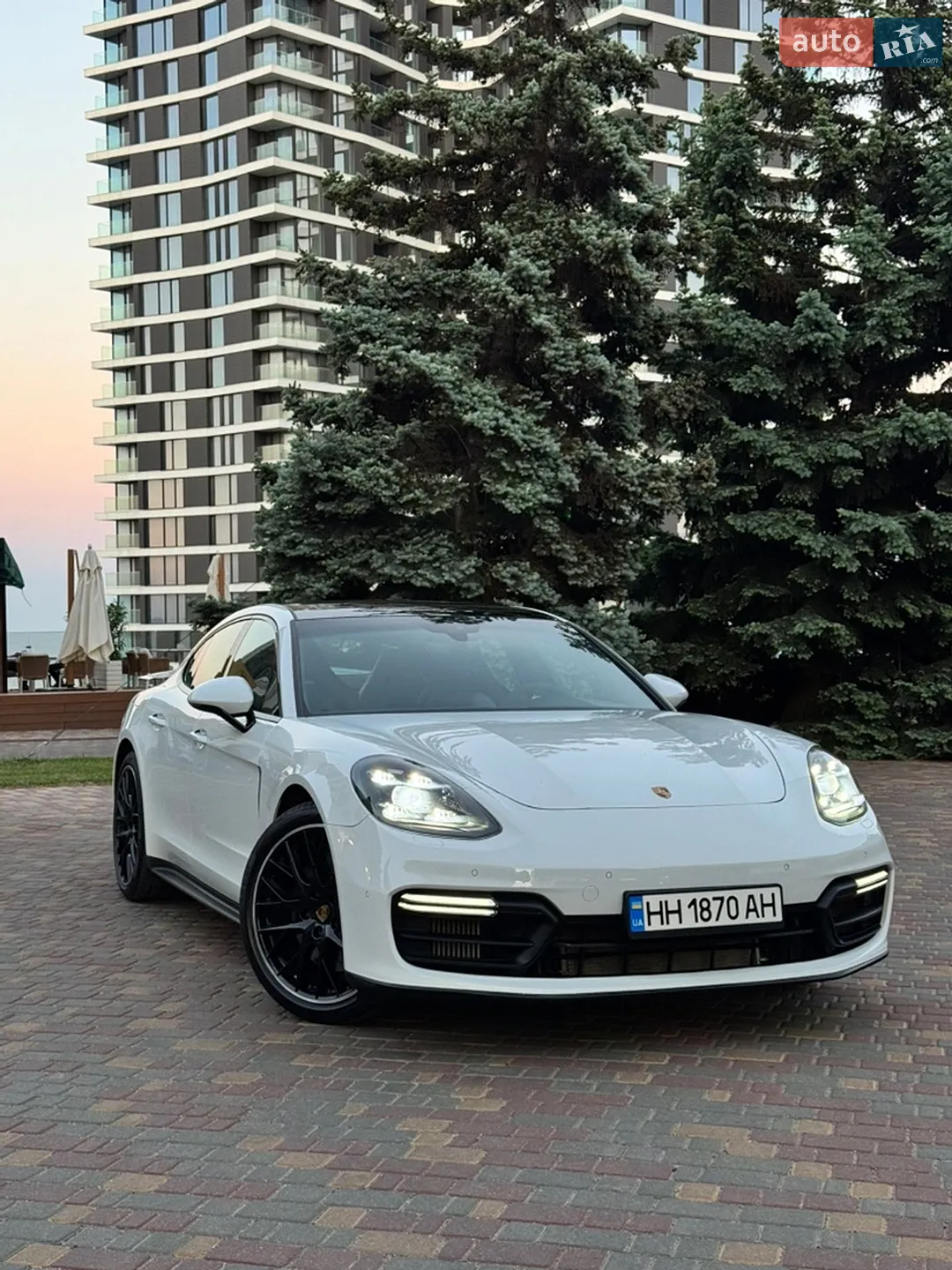 2019 Porsche Panamera - мініатюра 18