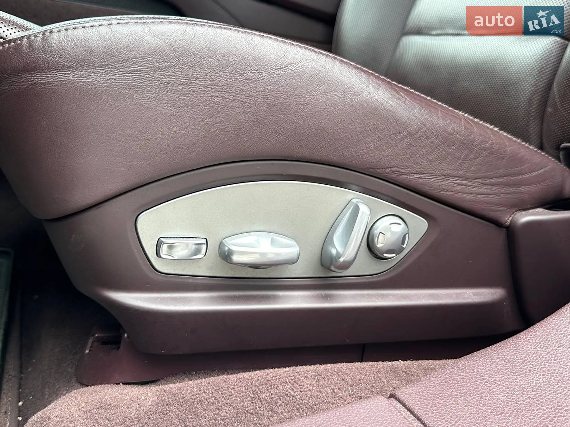 2013 Porsche Panamera - мініатюра 27