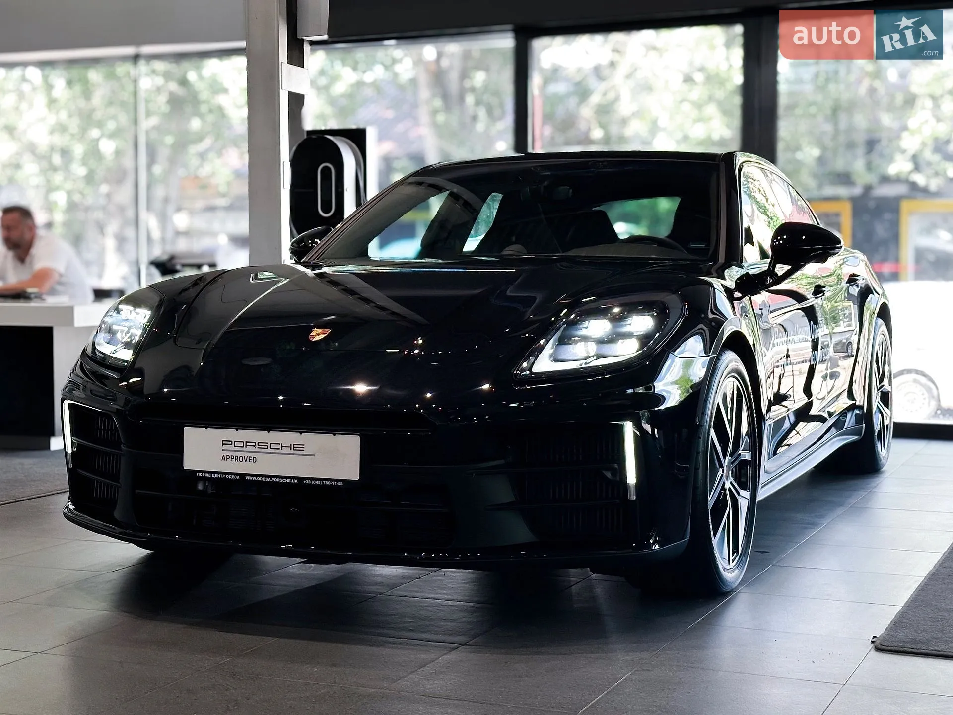 2025 Porsche Panamera - фото 1