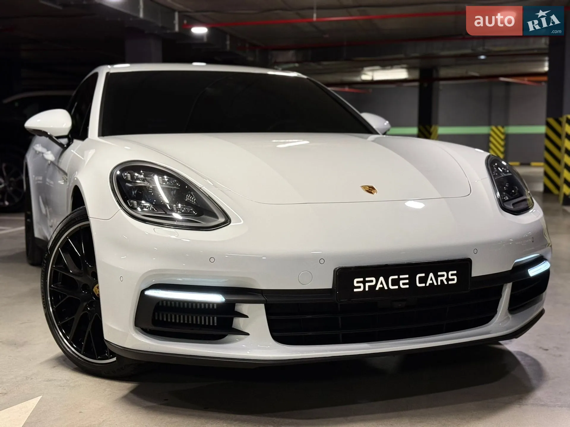 2019 Porsche Panamera - мініатюра 3