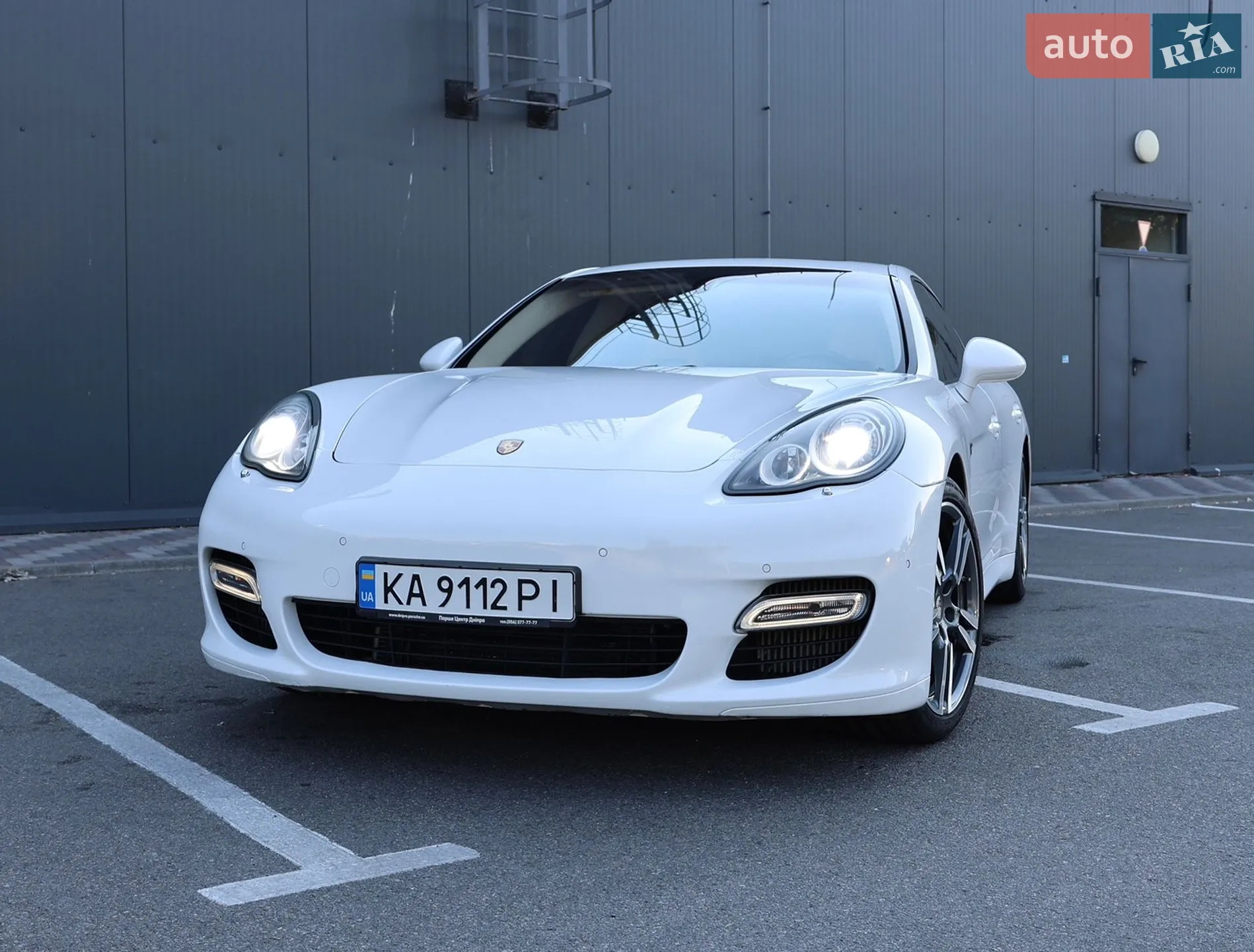 2011 Porsche Panamera - мініатюра 15