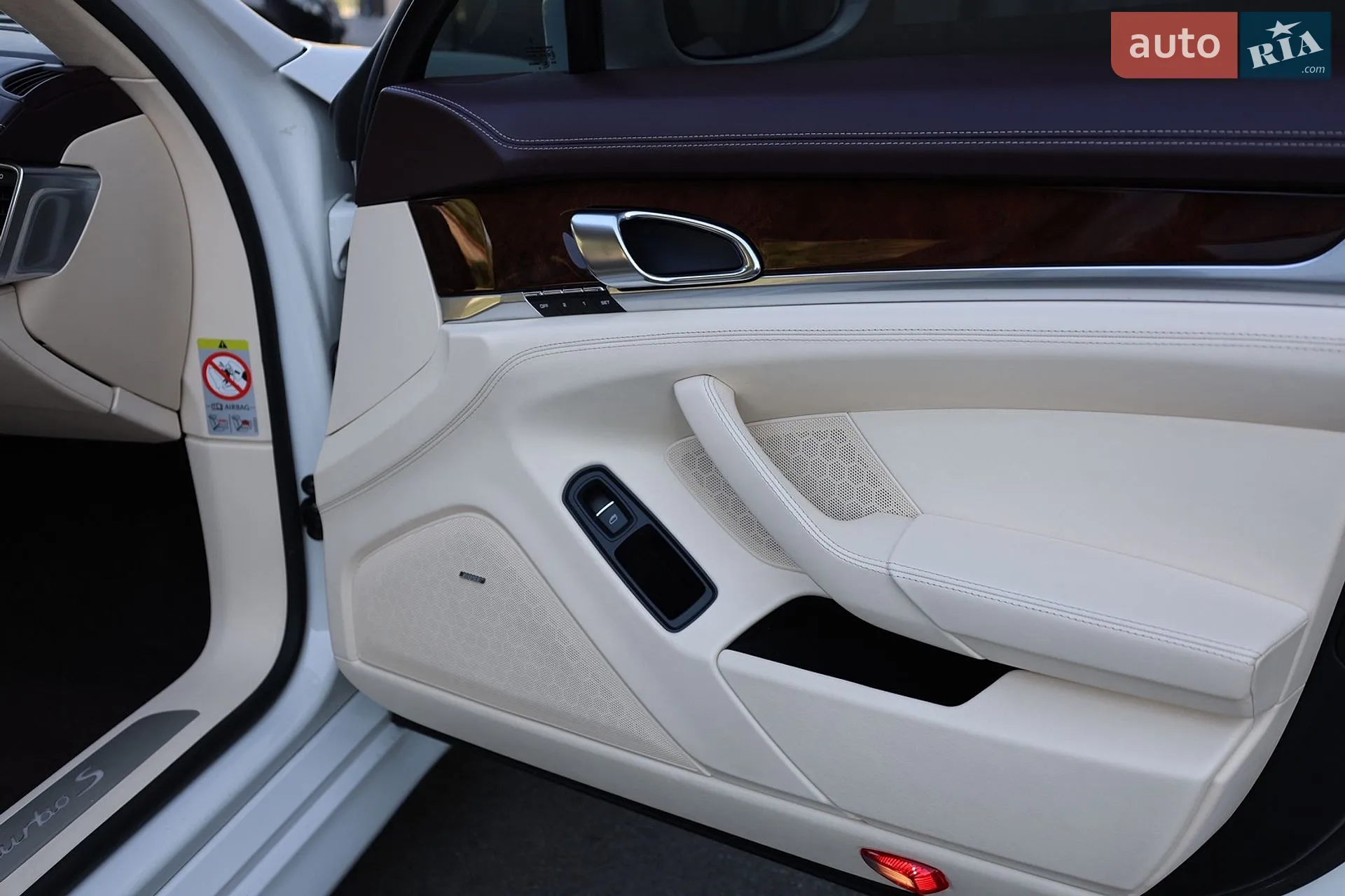 2011 Porsche Panamera - мініатюра 40