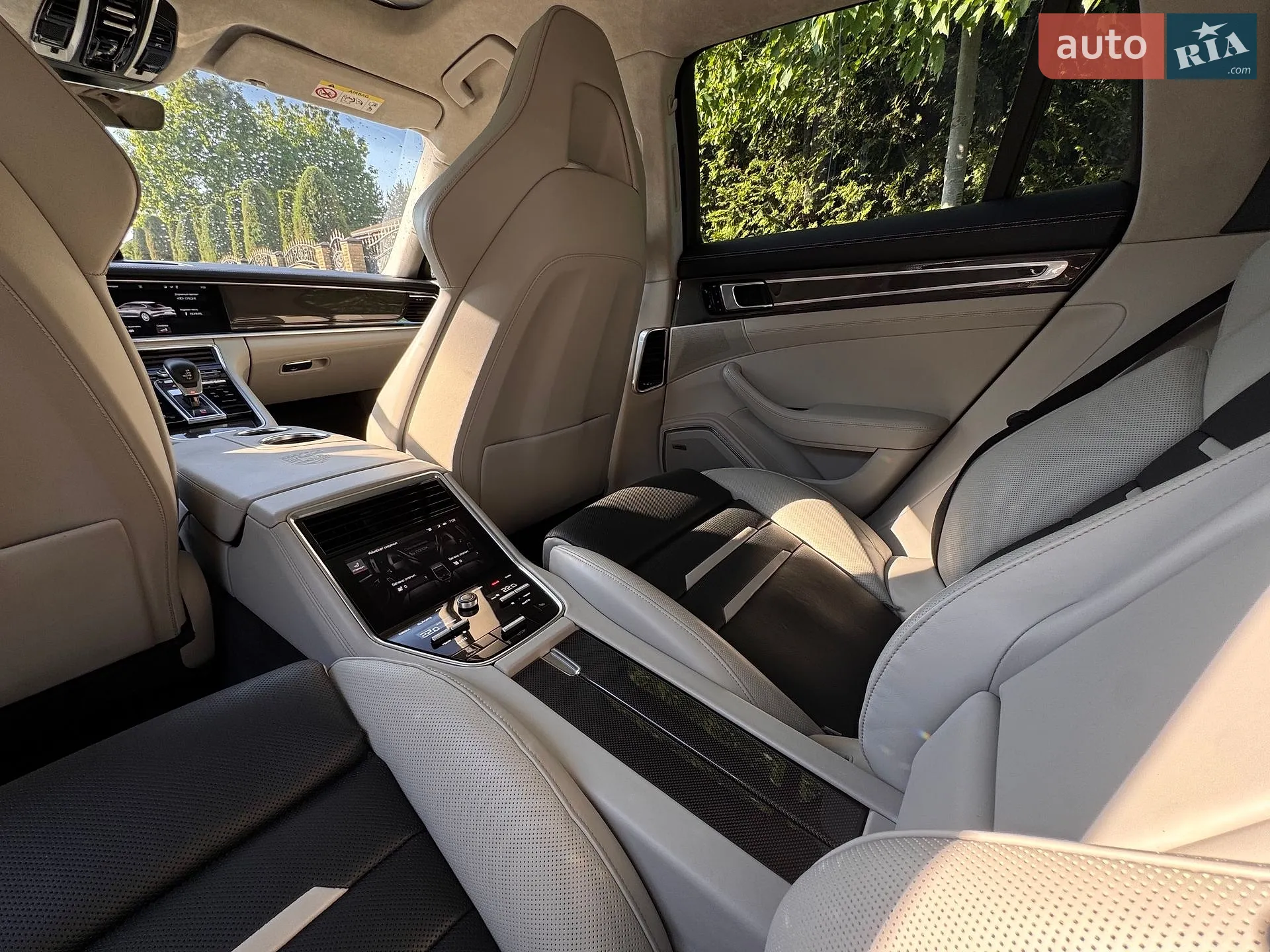 2018 Porsche Panamera - мініатюра 25