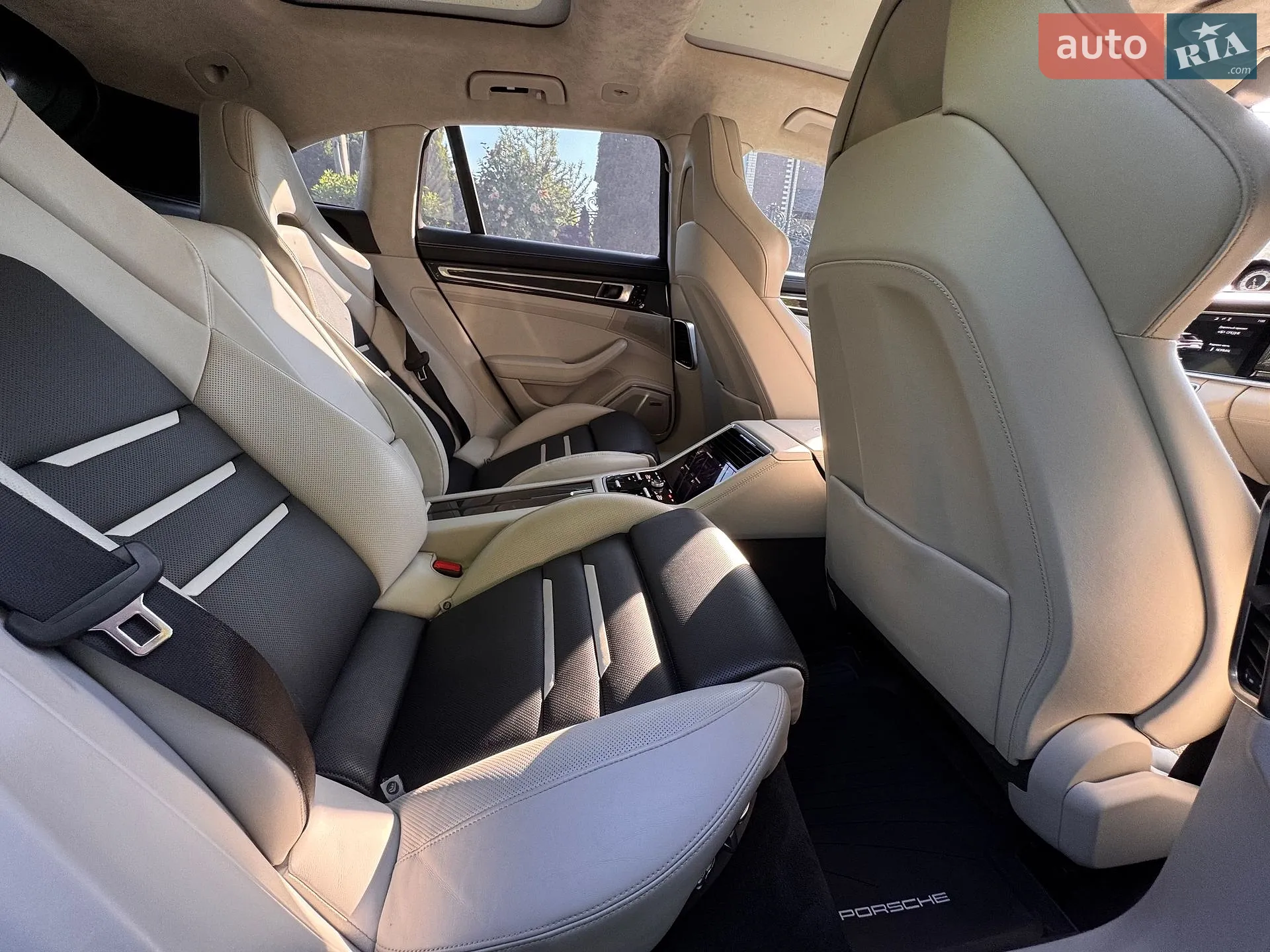 2018 Porsche Panamera - мініатюра 24