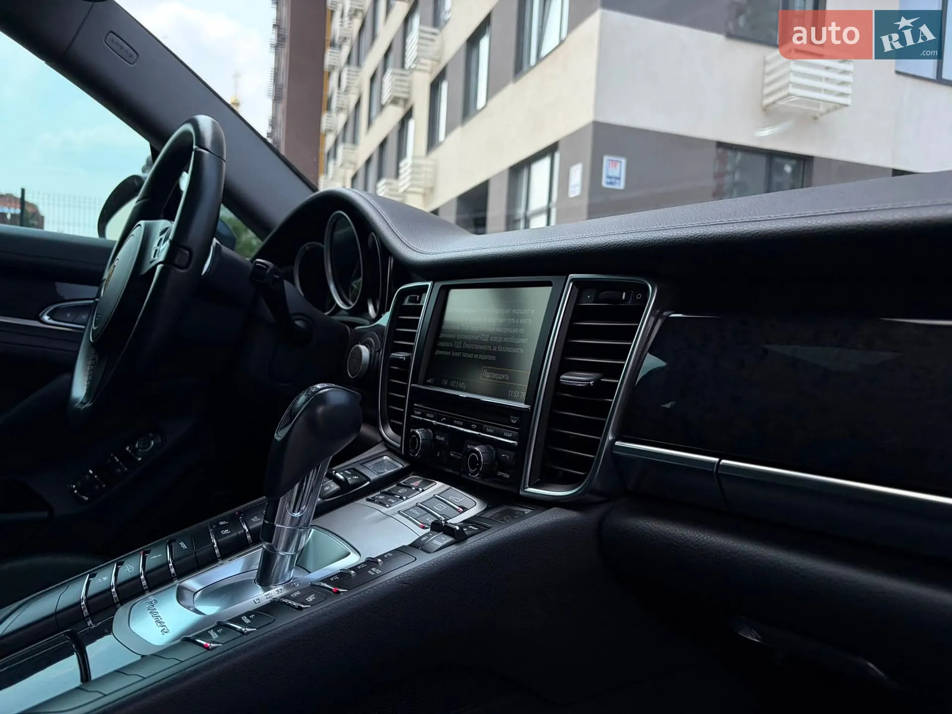 2015 Porsche Panamera - мініатюра 94