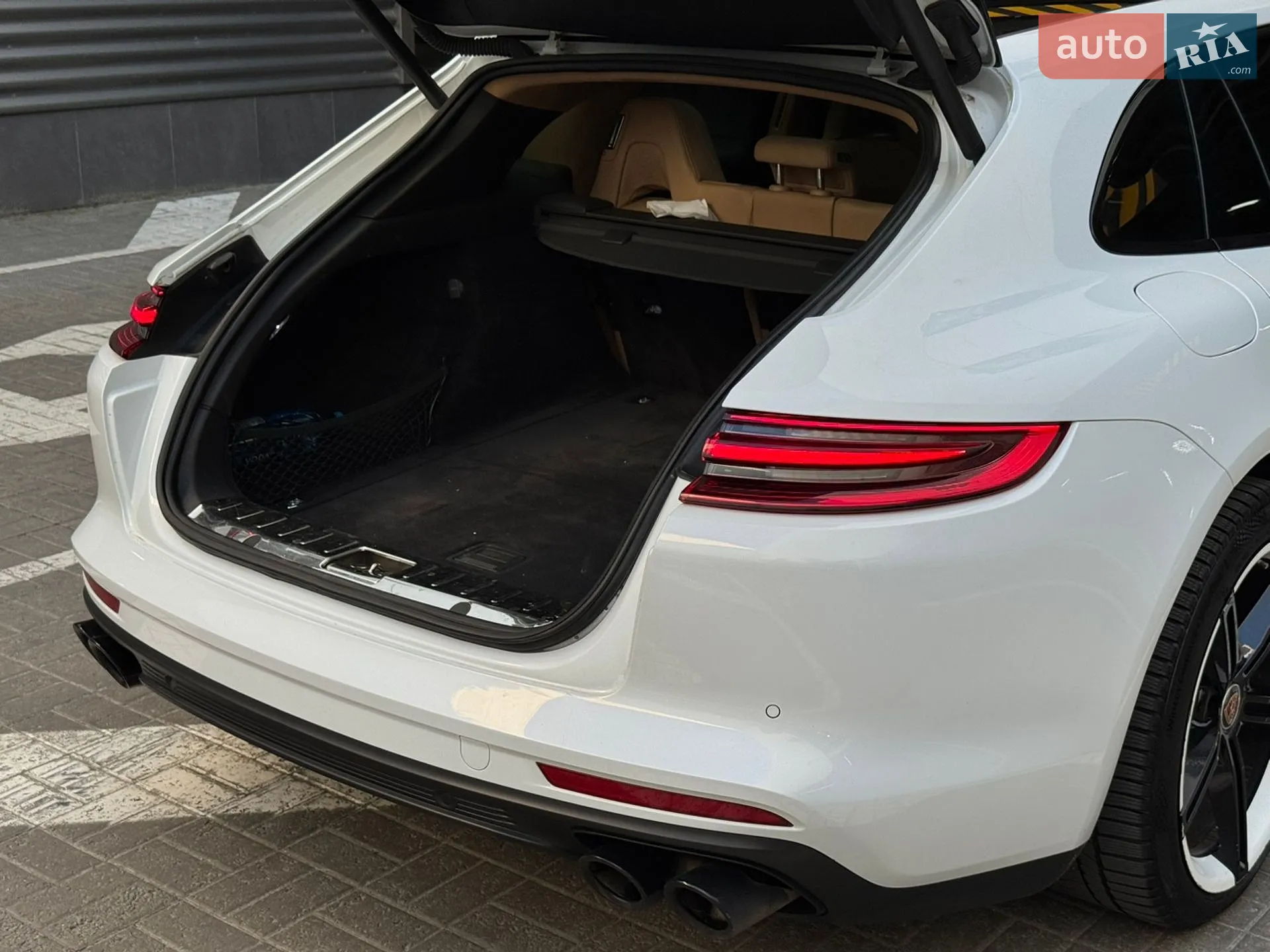 2017 Porsche Panamera - мініатюра 15