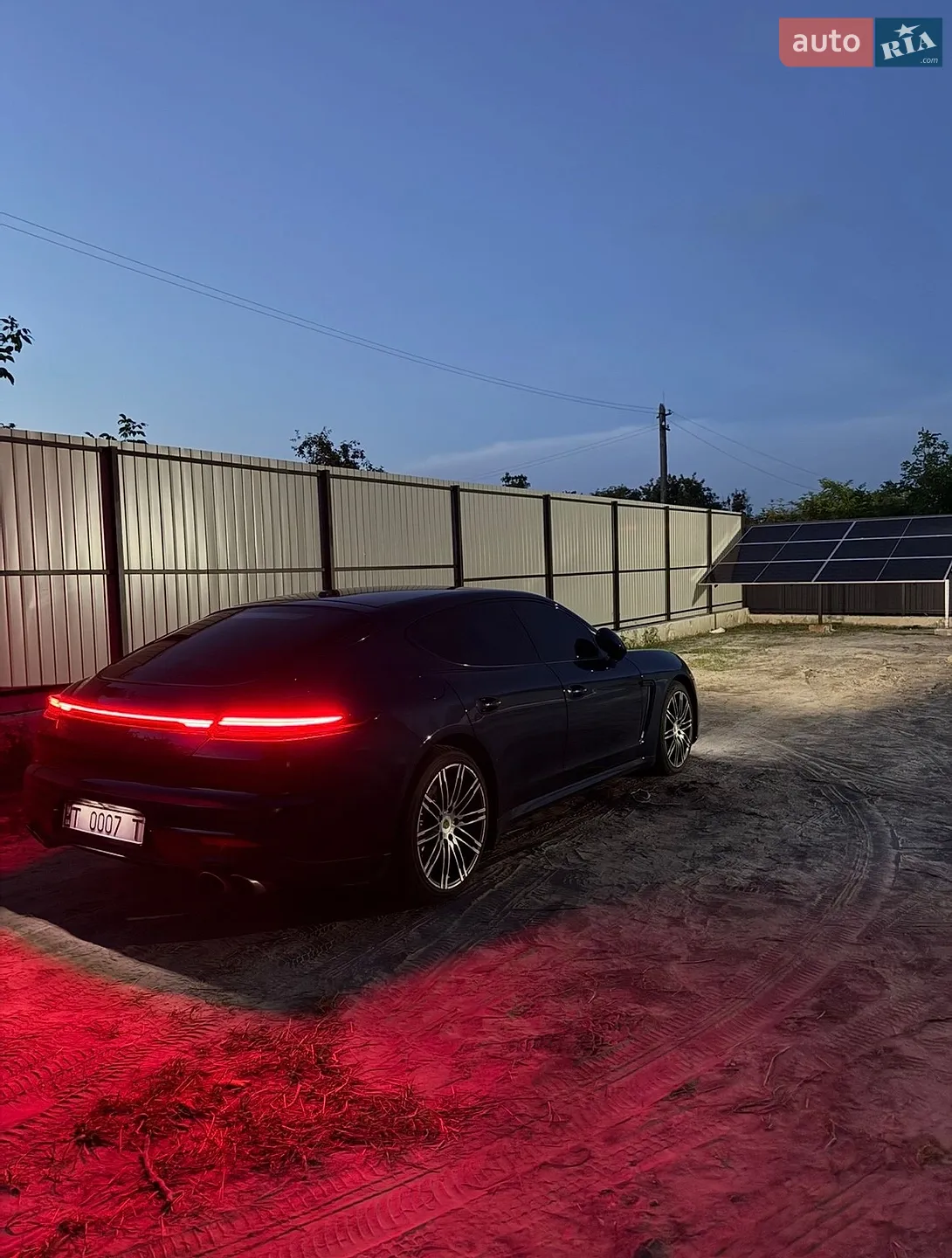 2014 Porsche Panamera - мініатюра 2