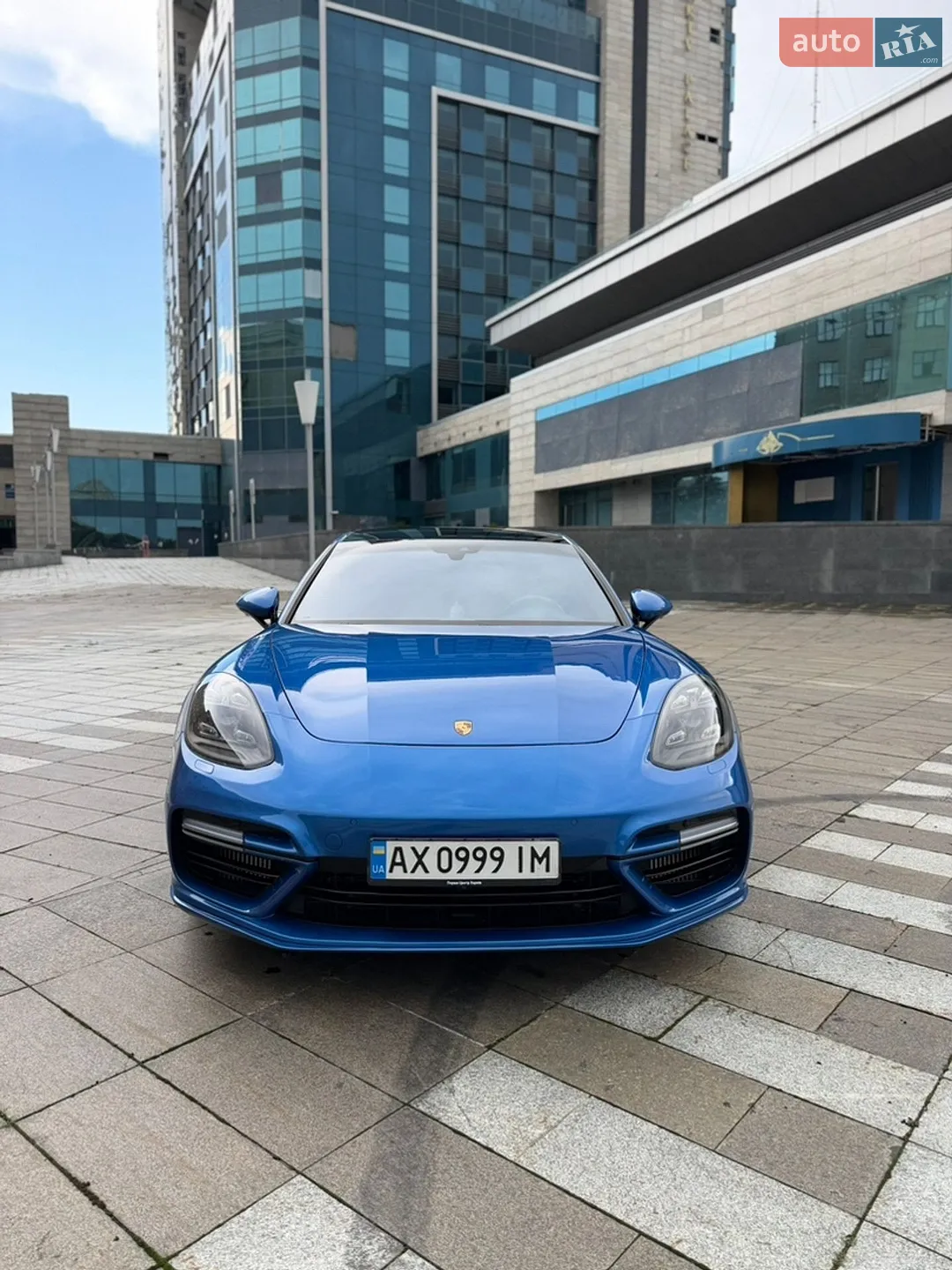 2017 Porsche Panamera - мініатюра 2