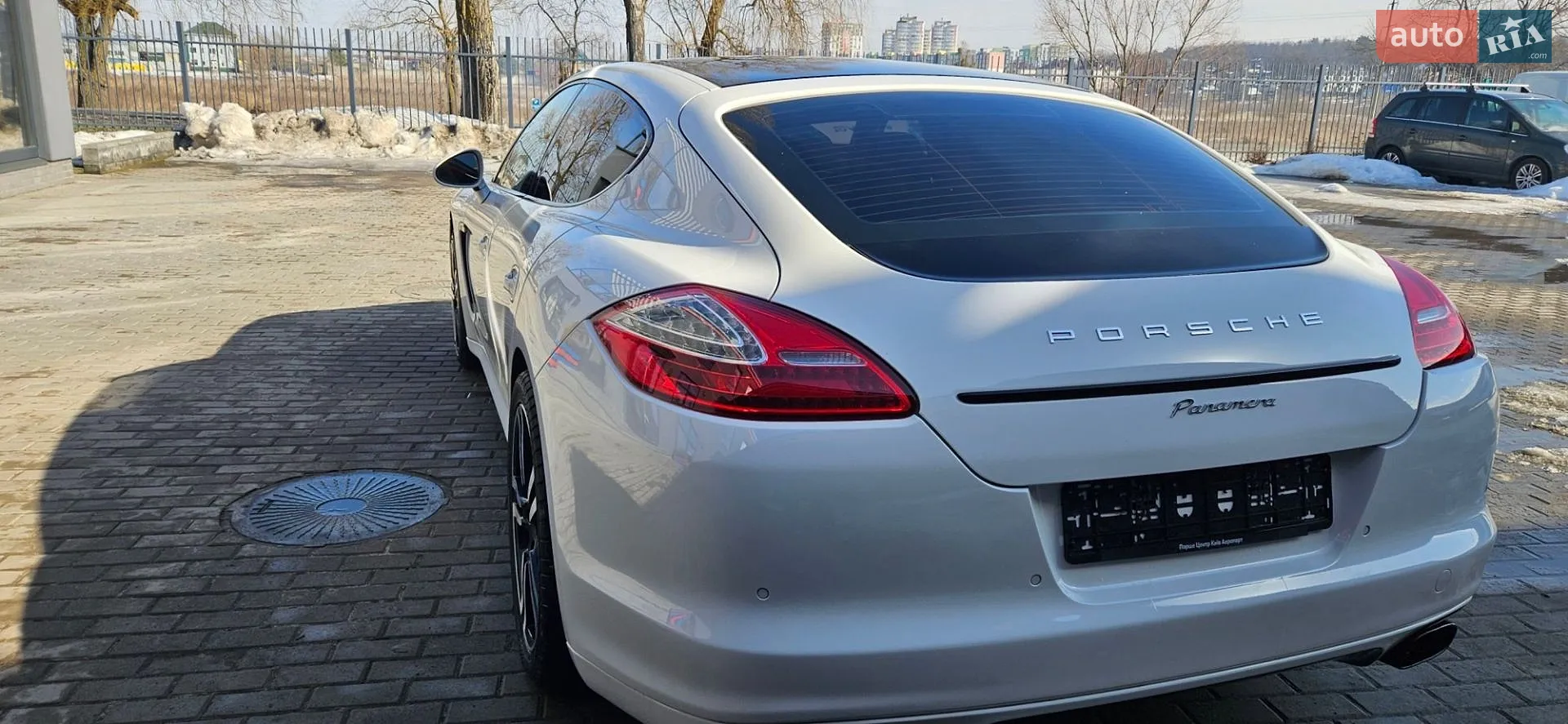 2012 Porsche Panamera - мініатюра 24