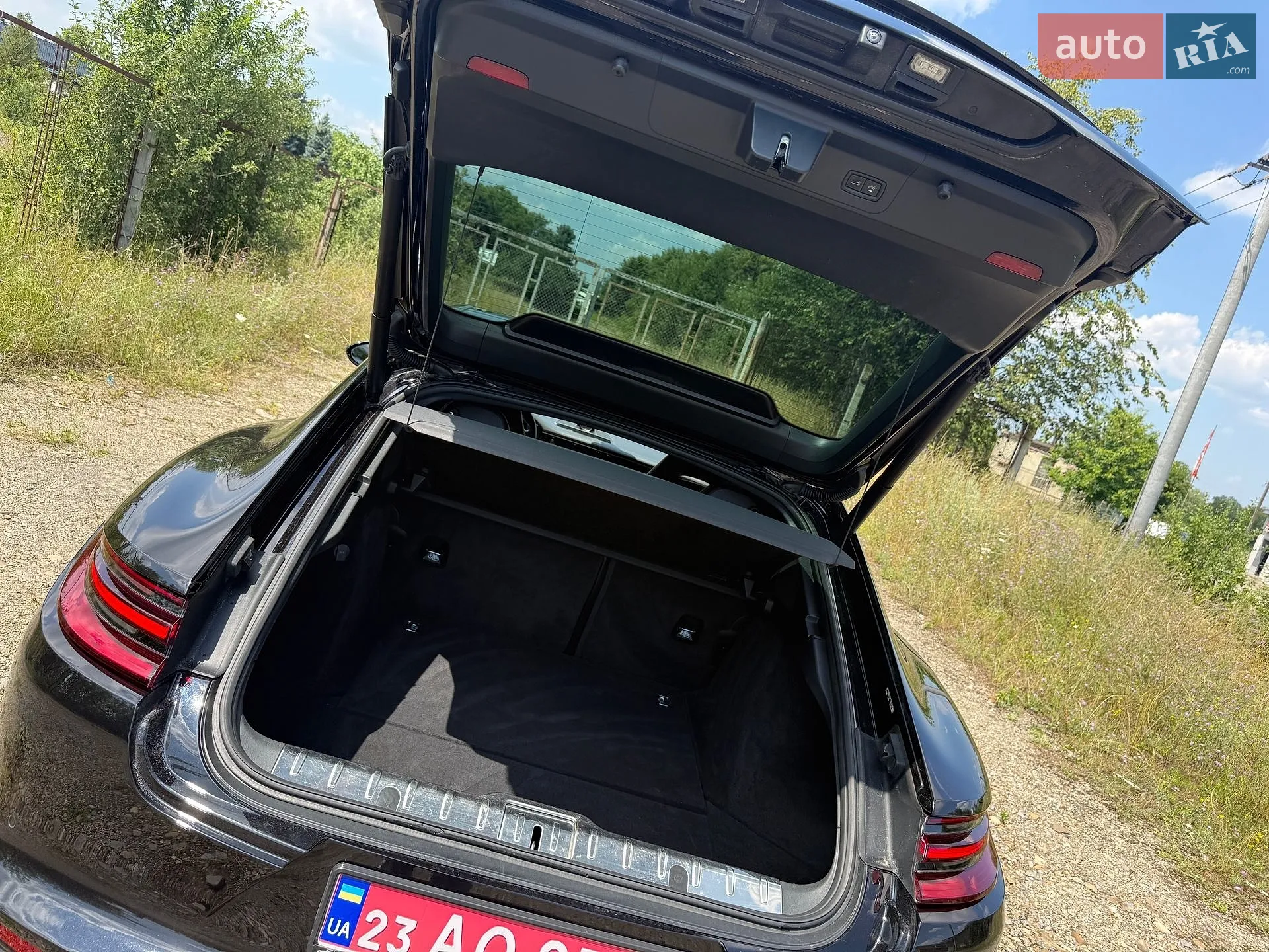 2017 Porsche Panamera - мініатюра 35