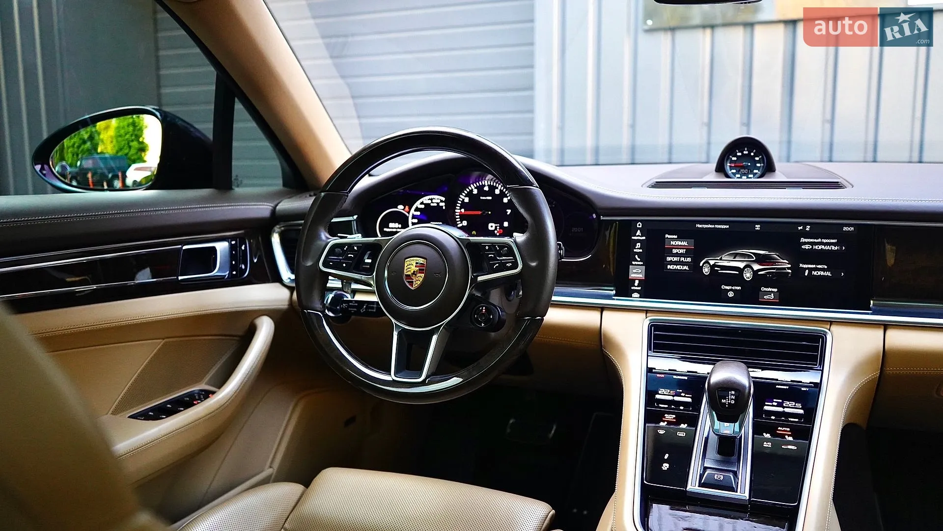 2017 Porsche Panamera - мініатюра 36