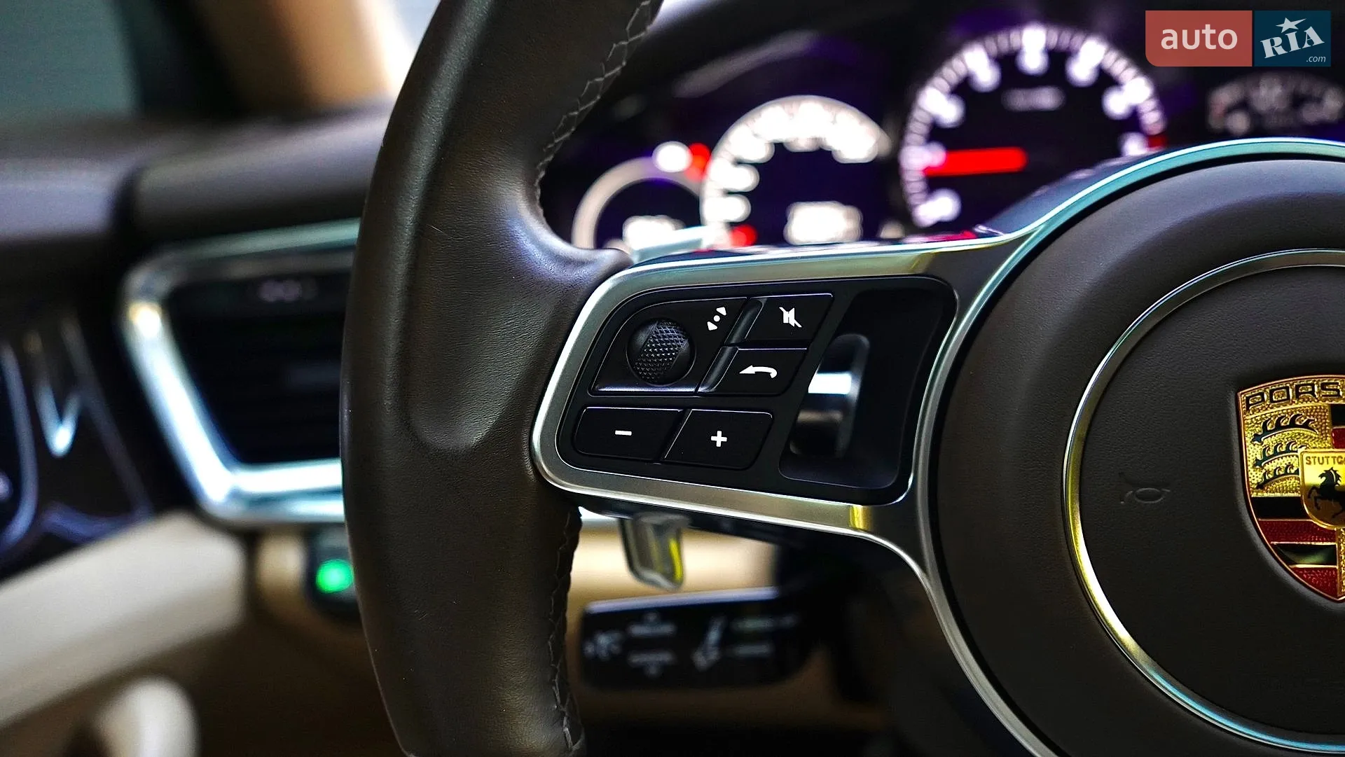 2017 Porsche Panamera - мініатюра 38