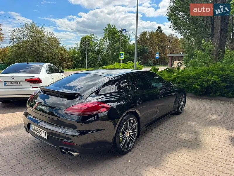 Porsche Panamera 2013