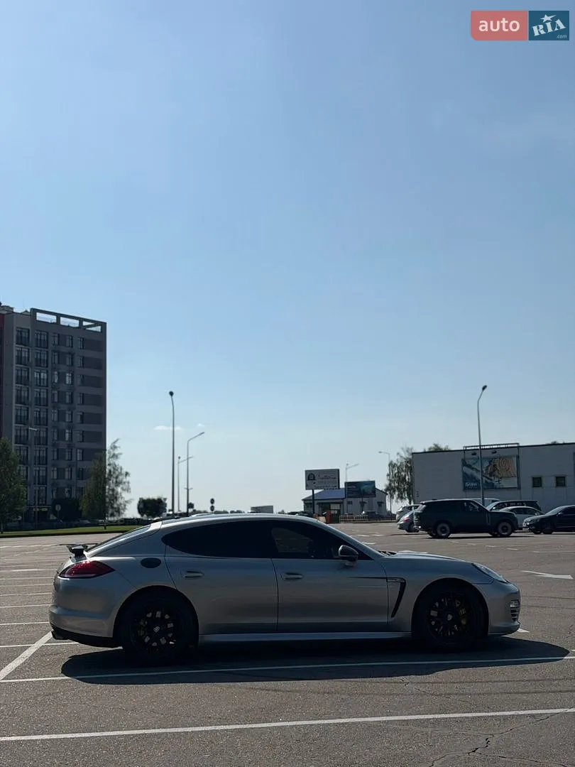 2010 Porsche Panamera - мініатюра 3