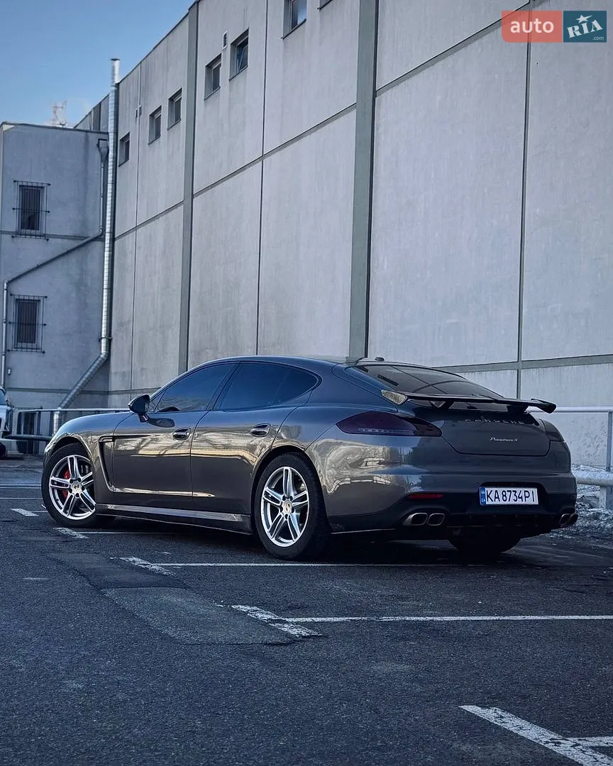 2013 Porsche Panamera - мініатюра 3