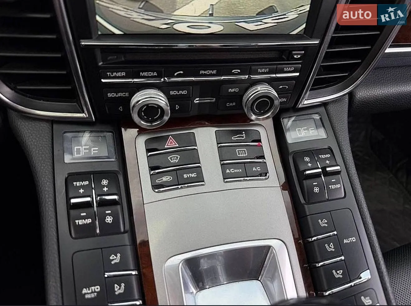 2013 Porsche Panamera - мініатюра 24