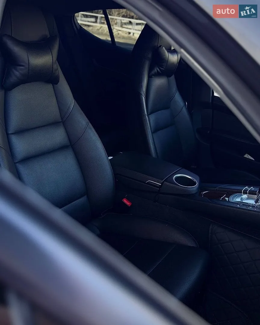2013 Porsche Panamera - мініатюра 32