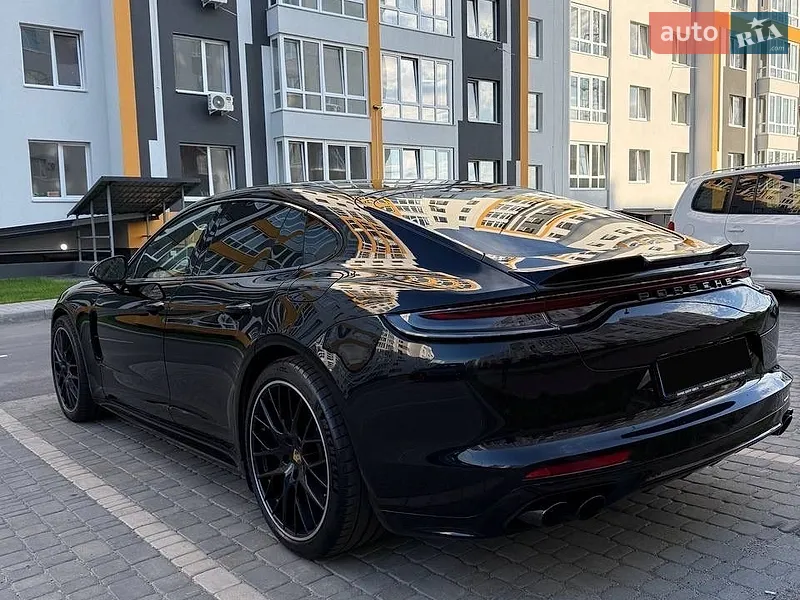 Porsche Panamera