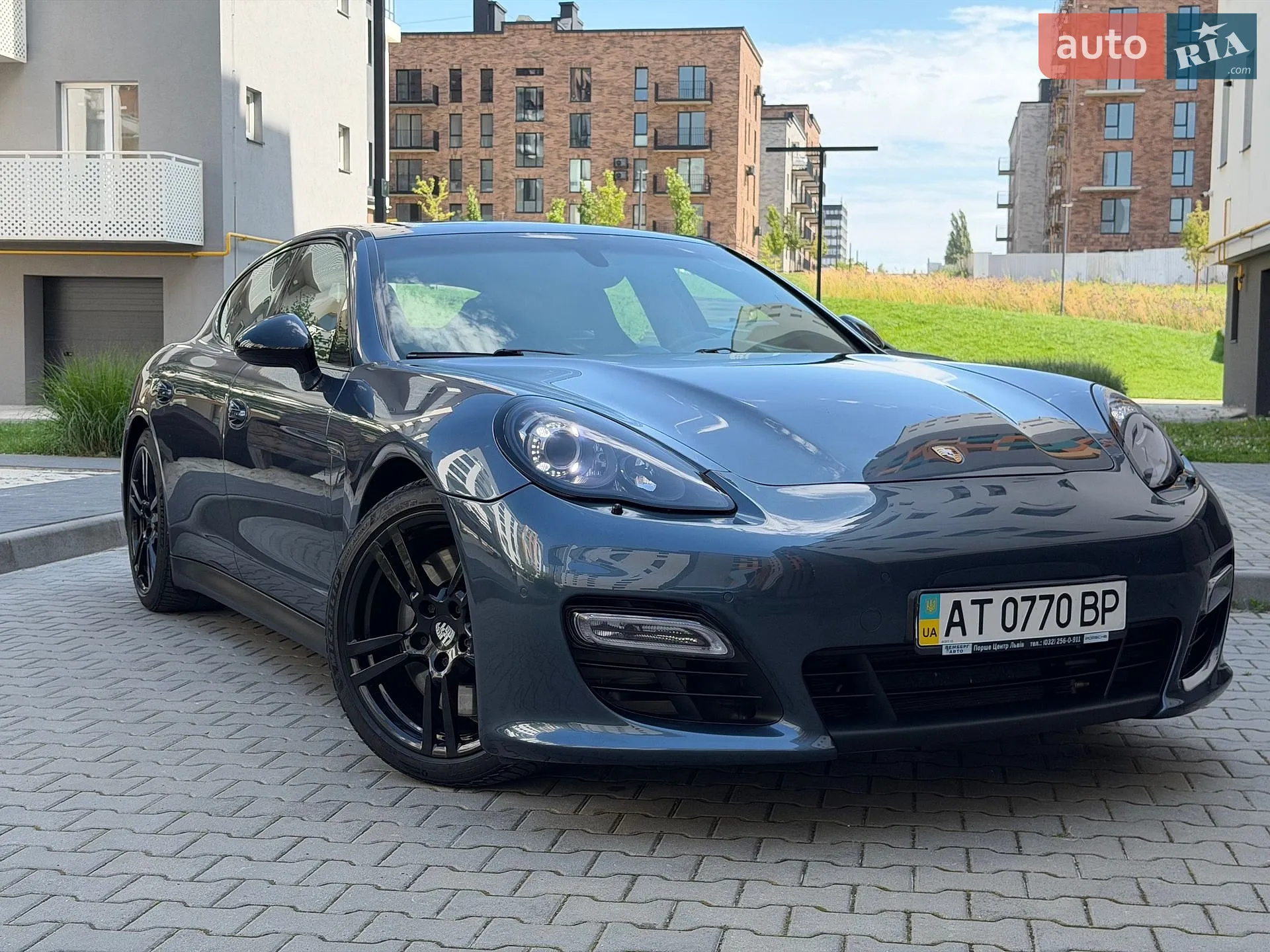 2012 Porsche Panamera - мініатюра 9