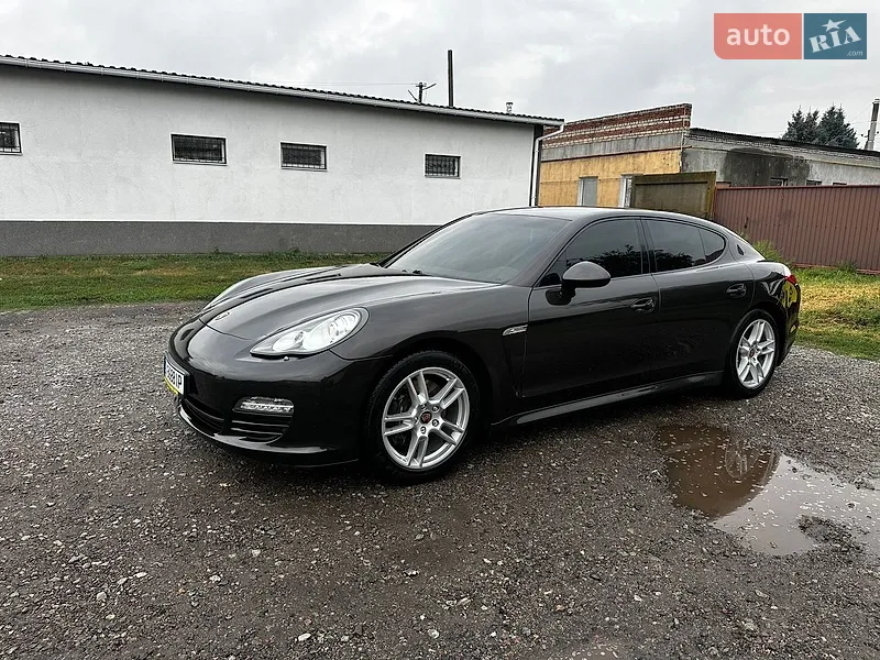 Porsche Panamera 2012
