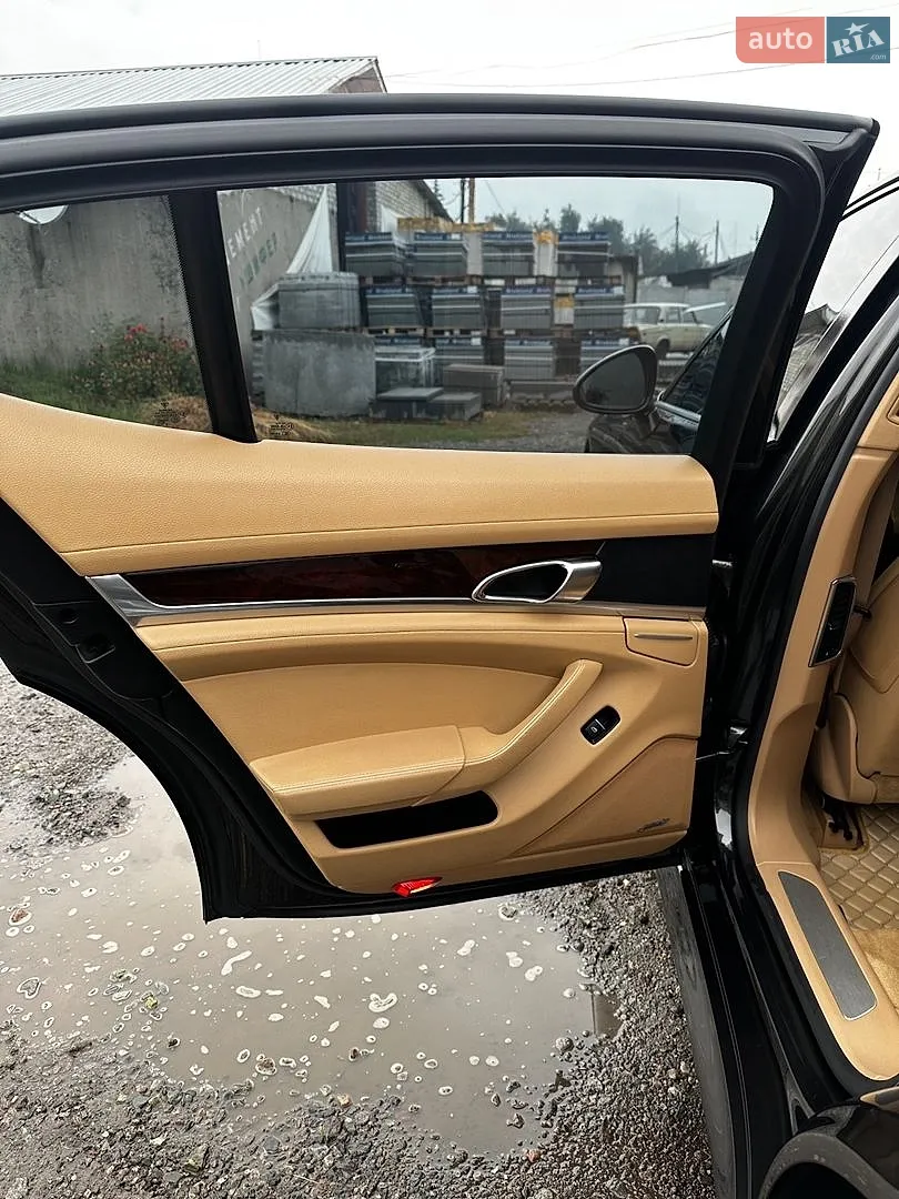 2012 Porsche Panamera - мініатюра 25