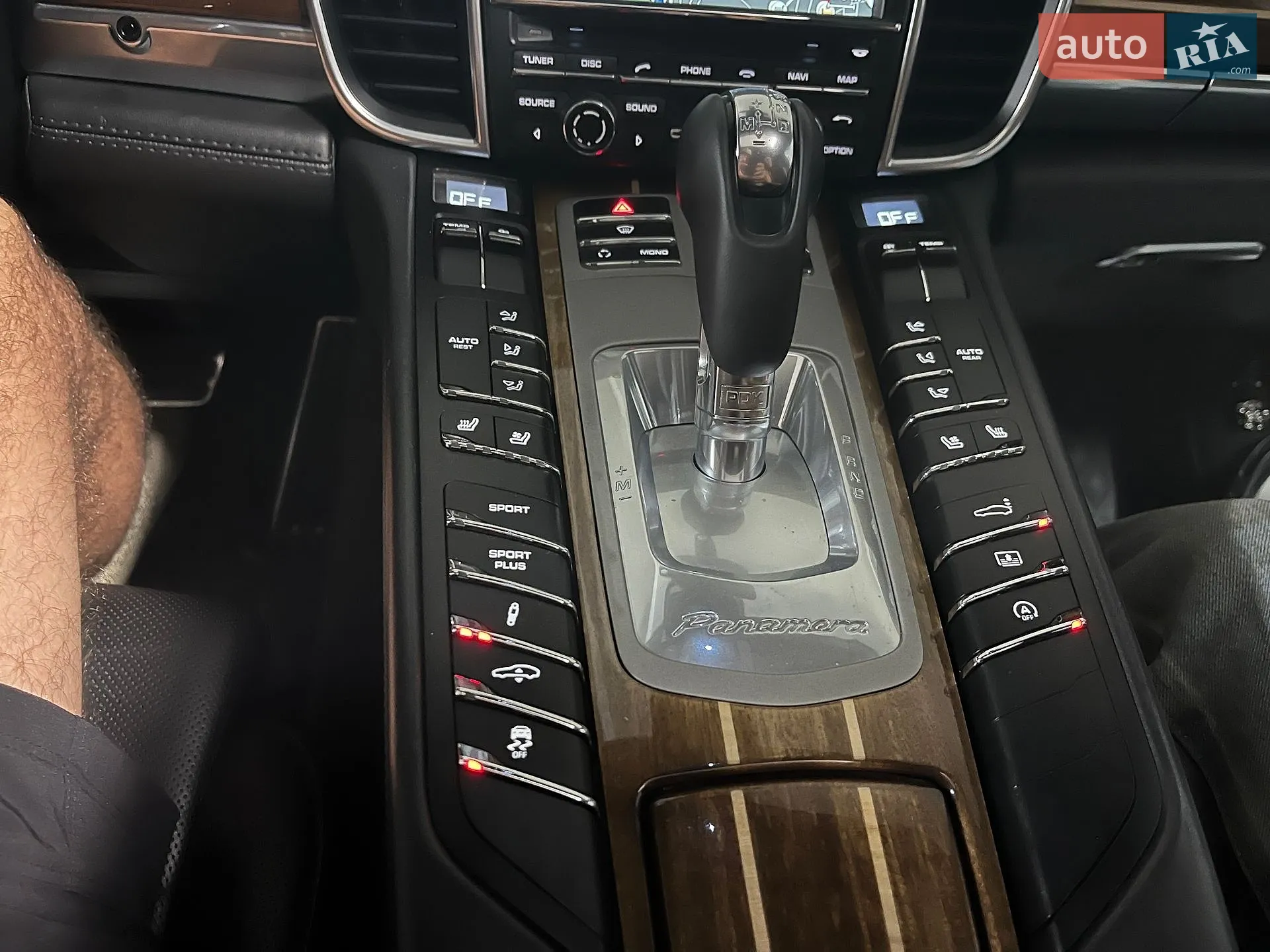 2011 Porsche Panamera - мініатюра 10