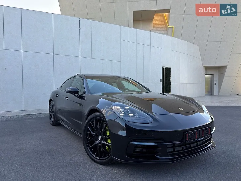 Porsche Panamera 2018